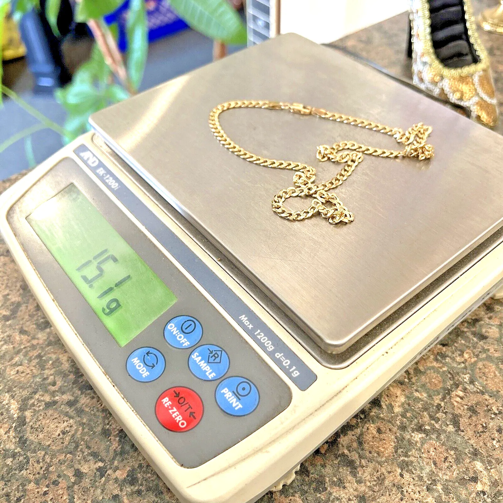 14k Italy Solid Etched Curb Link Chain 19" ~ 15.1 Grams ~ 4.4mm
