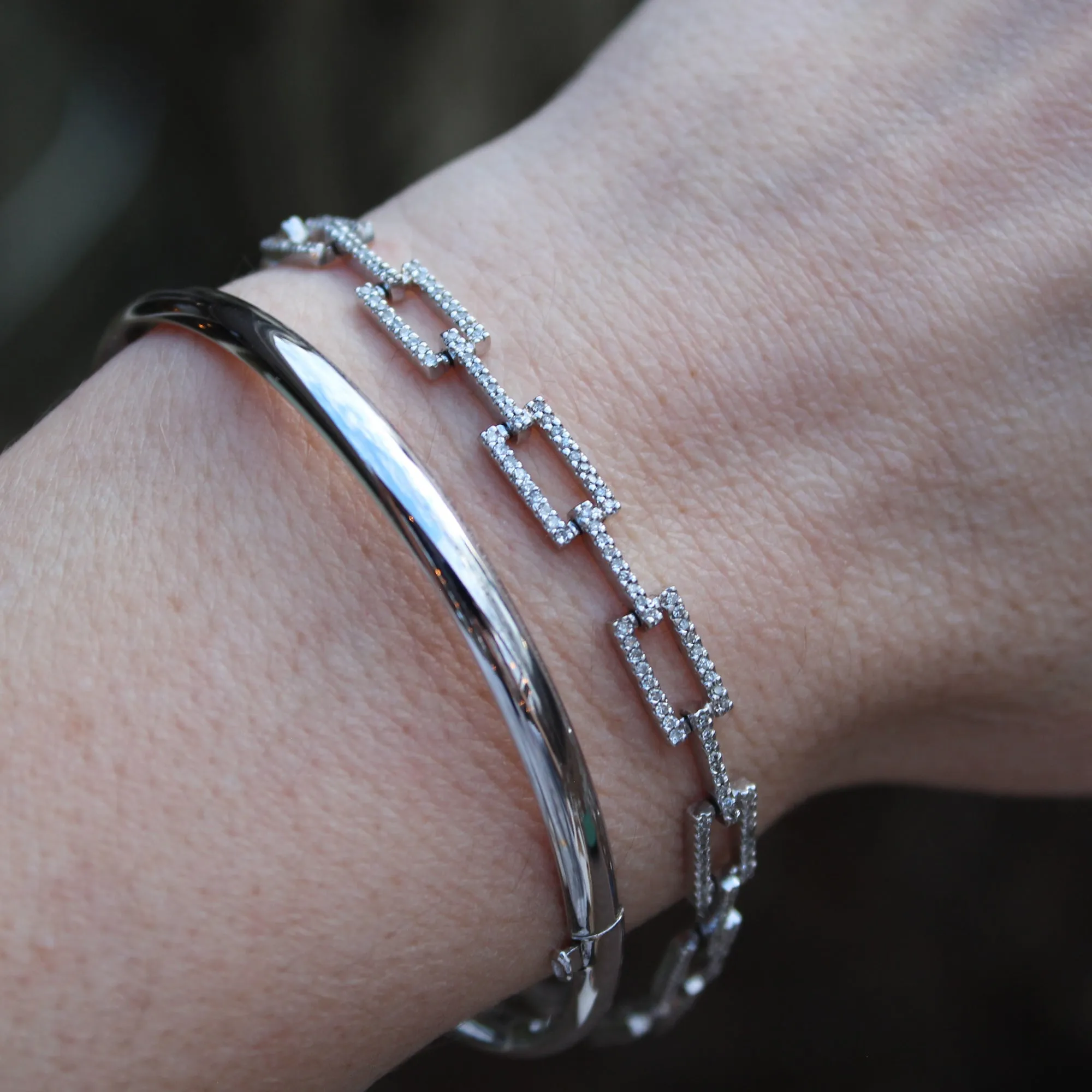 14k White Gold Bangle Bracelet