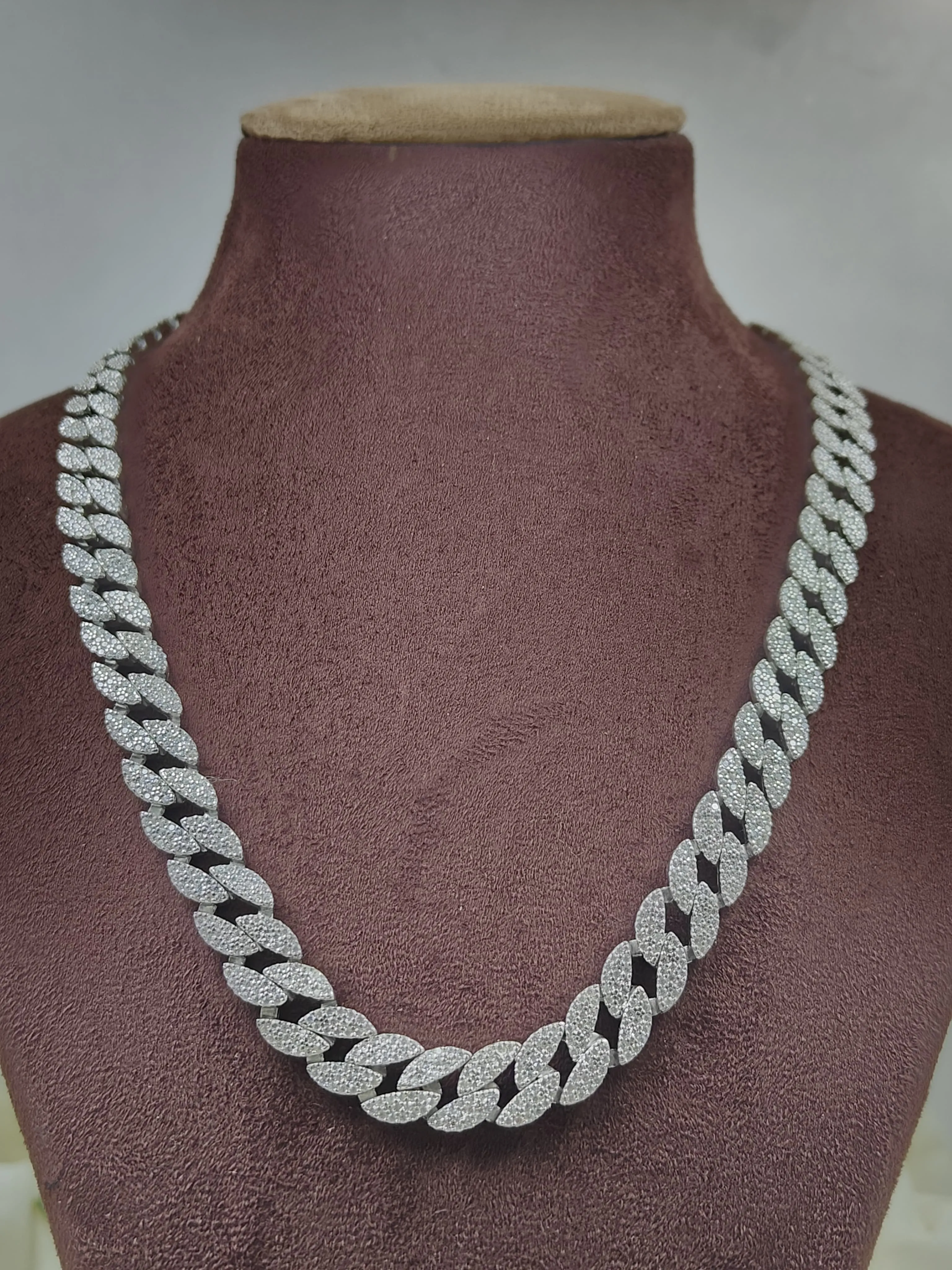 16mm Classic Cuban Chain D 5