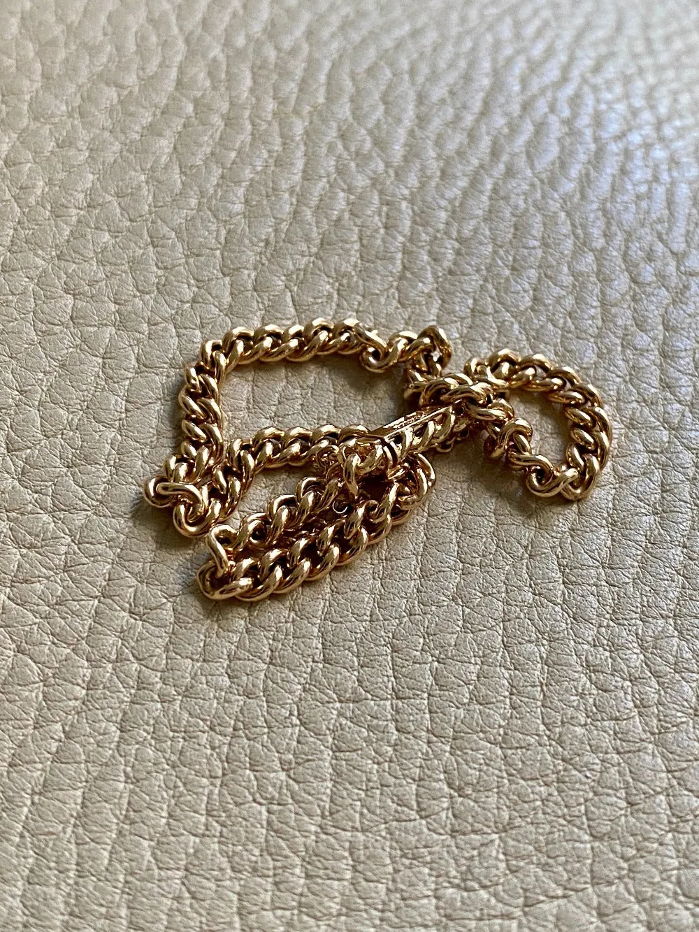 1917 Curb link bracelet in 18k yellow gold - 6.7 inch length