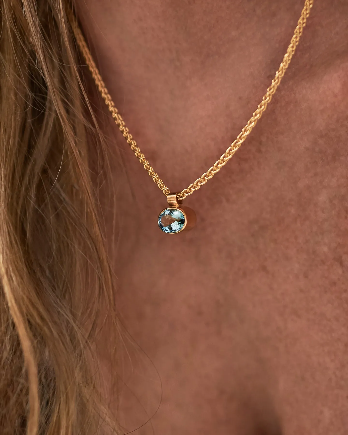 Aquamarine Oval Cut on 3mm Wheat Chain
