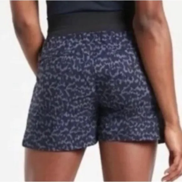 Athleta Brooklyn Printed Shorts - Black/Blue size 20 NWT