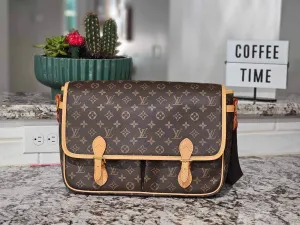 Briefcase