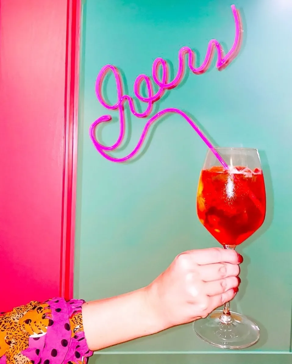 Cheers Straw