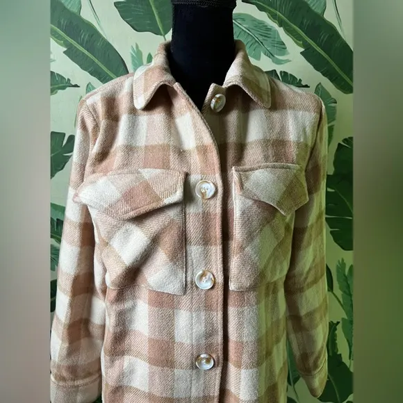 CJLA Clancy Cream Tan Checked Plaid shacket Jacket size S