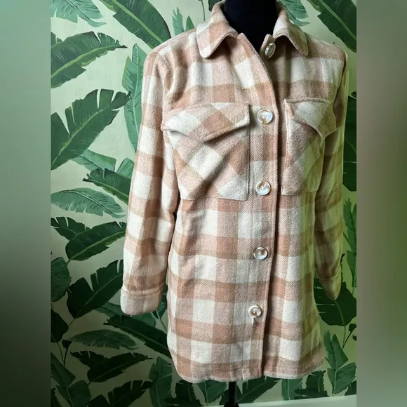 CJLA Clancy Cream Tan Checked Plaid shacket Jacket size S