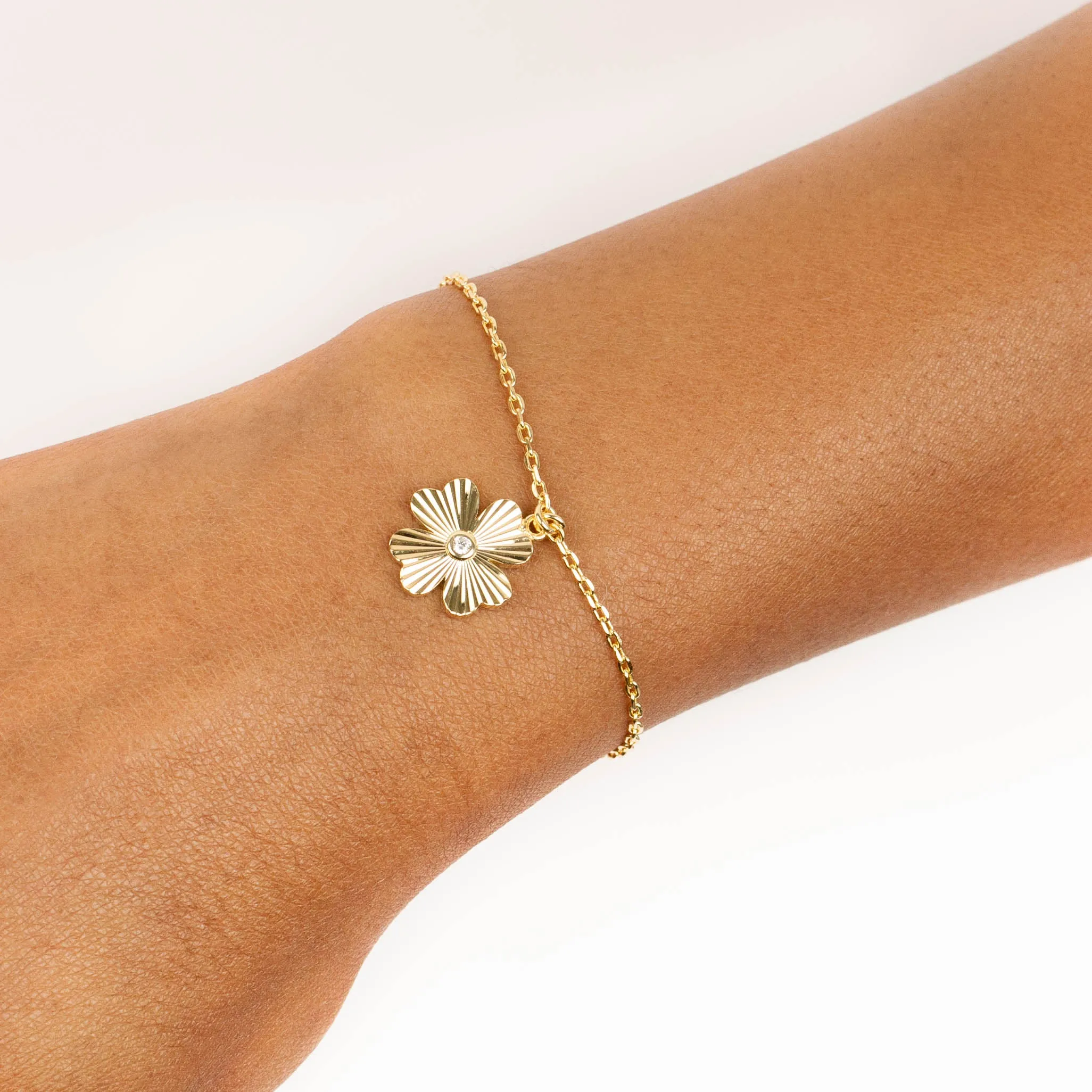CZ Ridged Clover Bracelet
