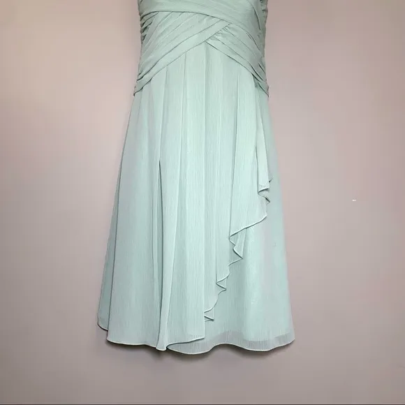 David’s Bridal Sage Green Strapless Chiffon Cocktail Dress Size 10