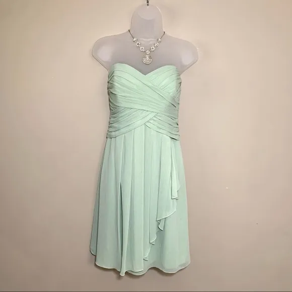 David’s Bridal Sage Green Strapless Chiffon Cocktail Dress Size 10
