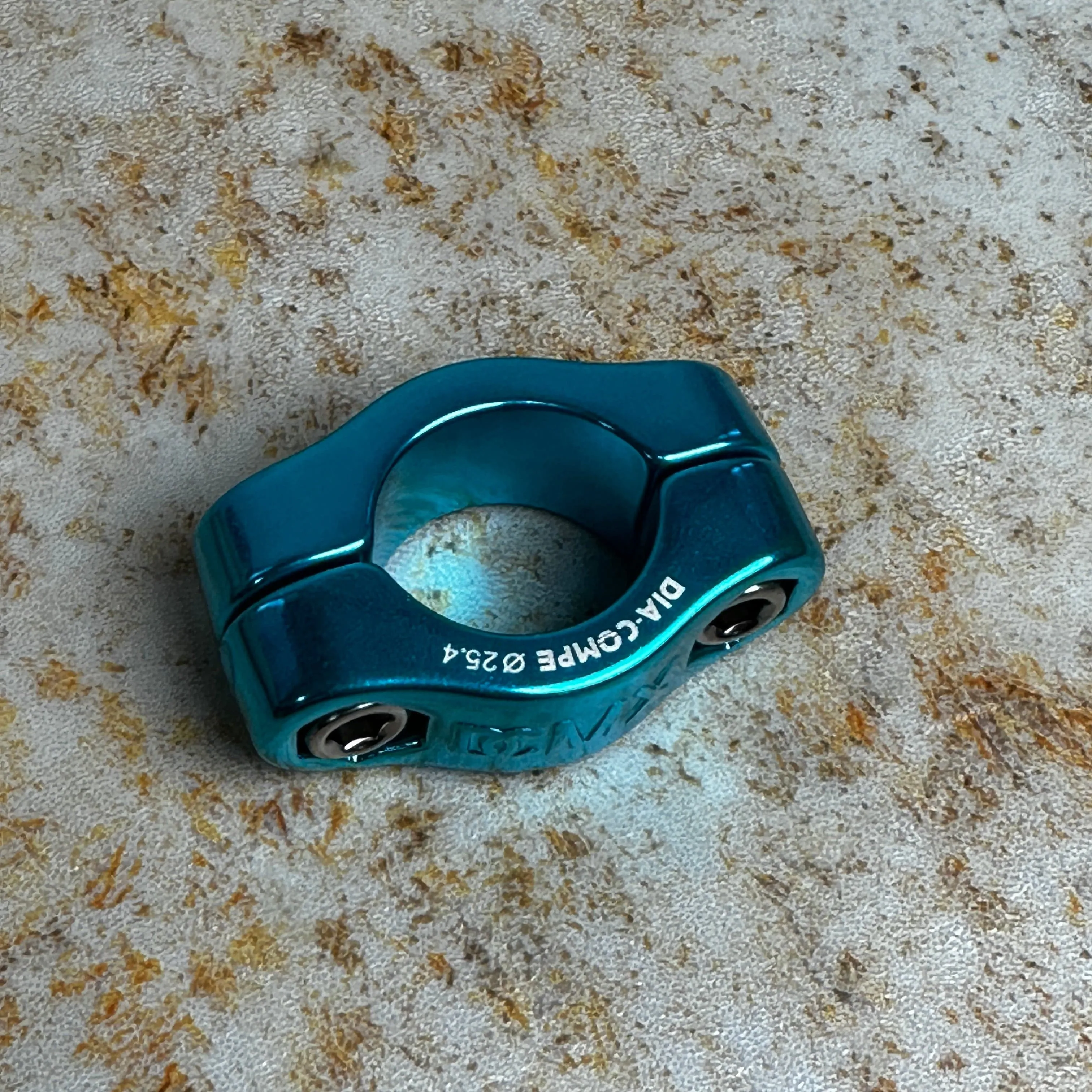 Dia-Compe MX1500 2 Bolt Seat Clamp