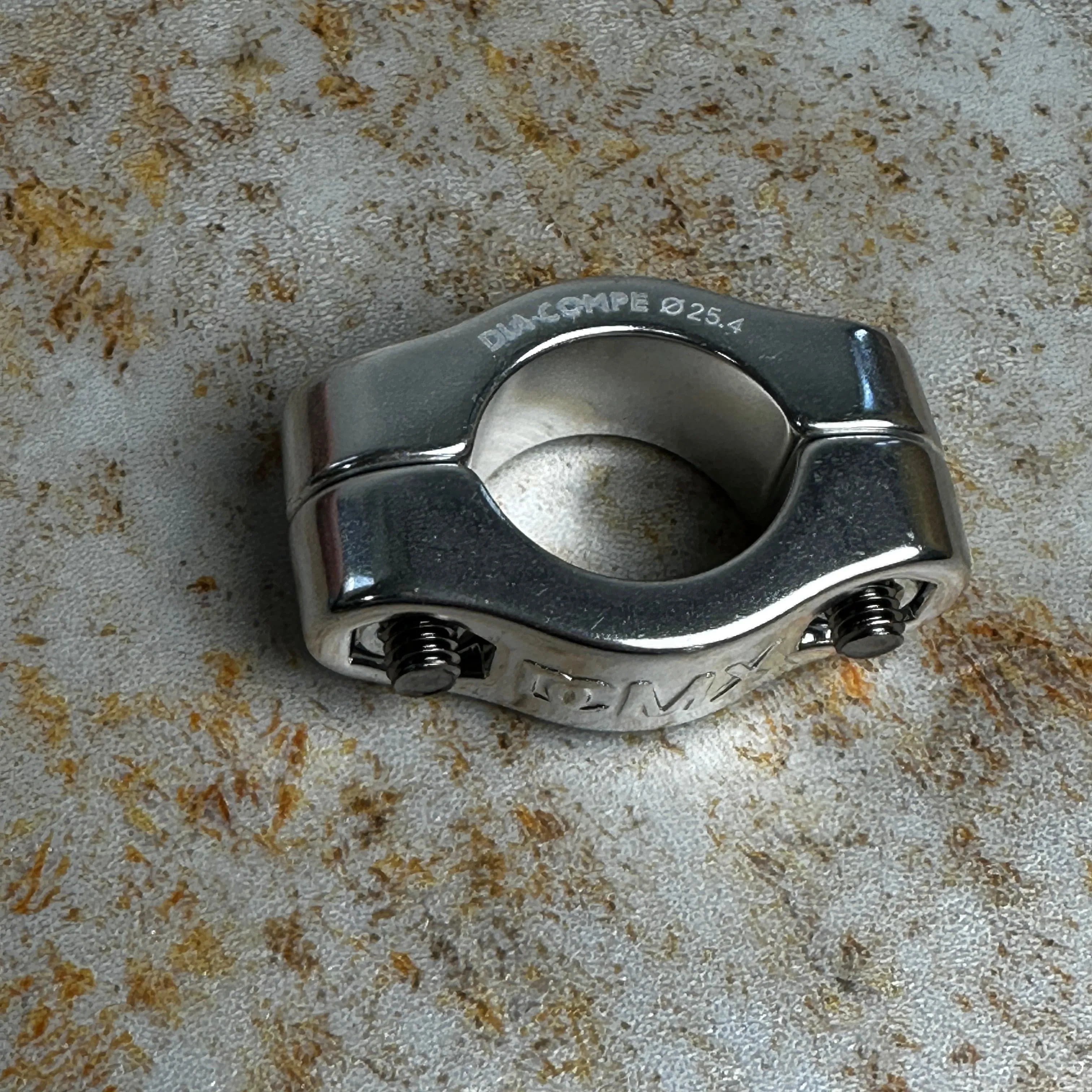 Dia-Compe MX1500 2 Bolt Seat Clamp