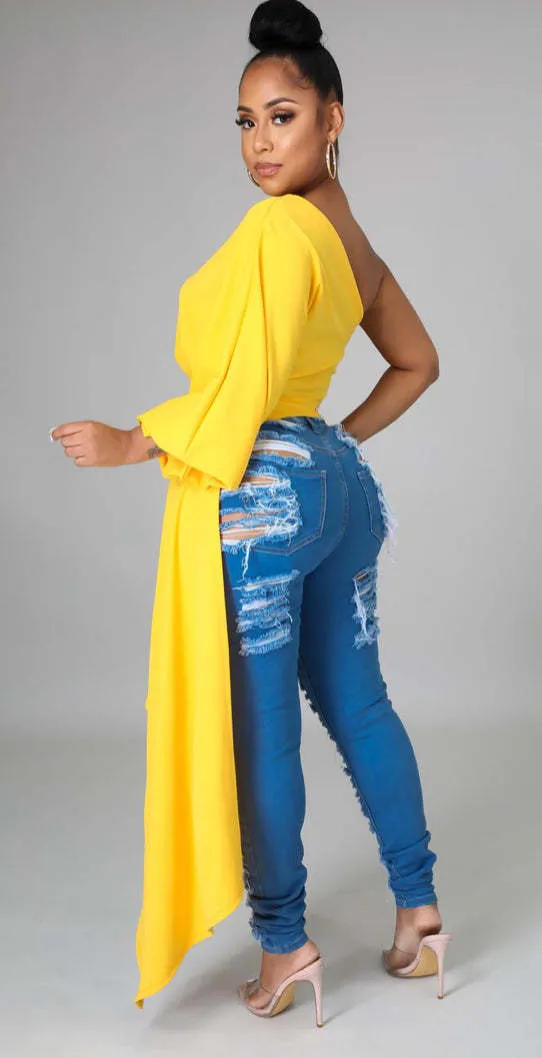 Elegant One-Shoulder Asymmetric Long Sleeve Top