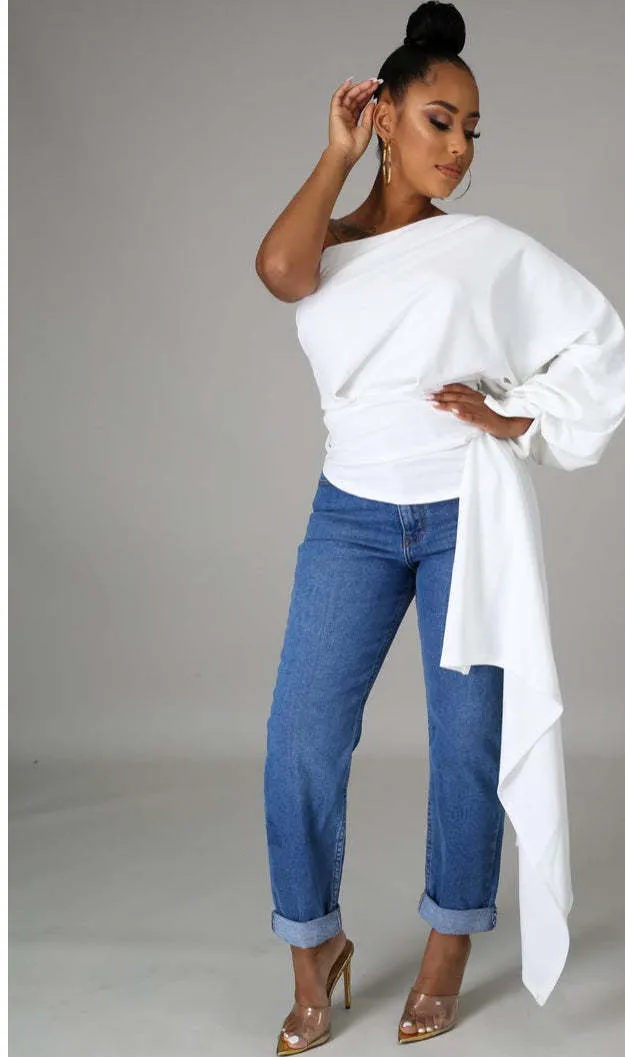 Elegant One-Shoulder Asymmetric Long Sleeve Top