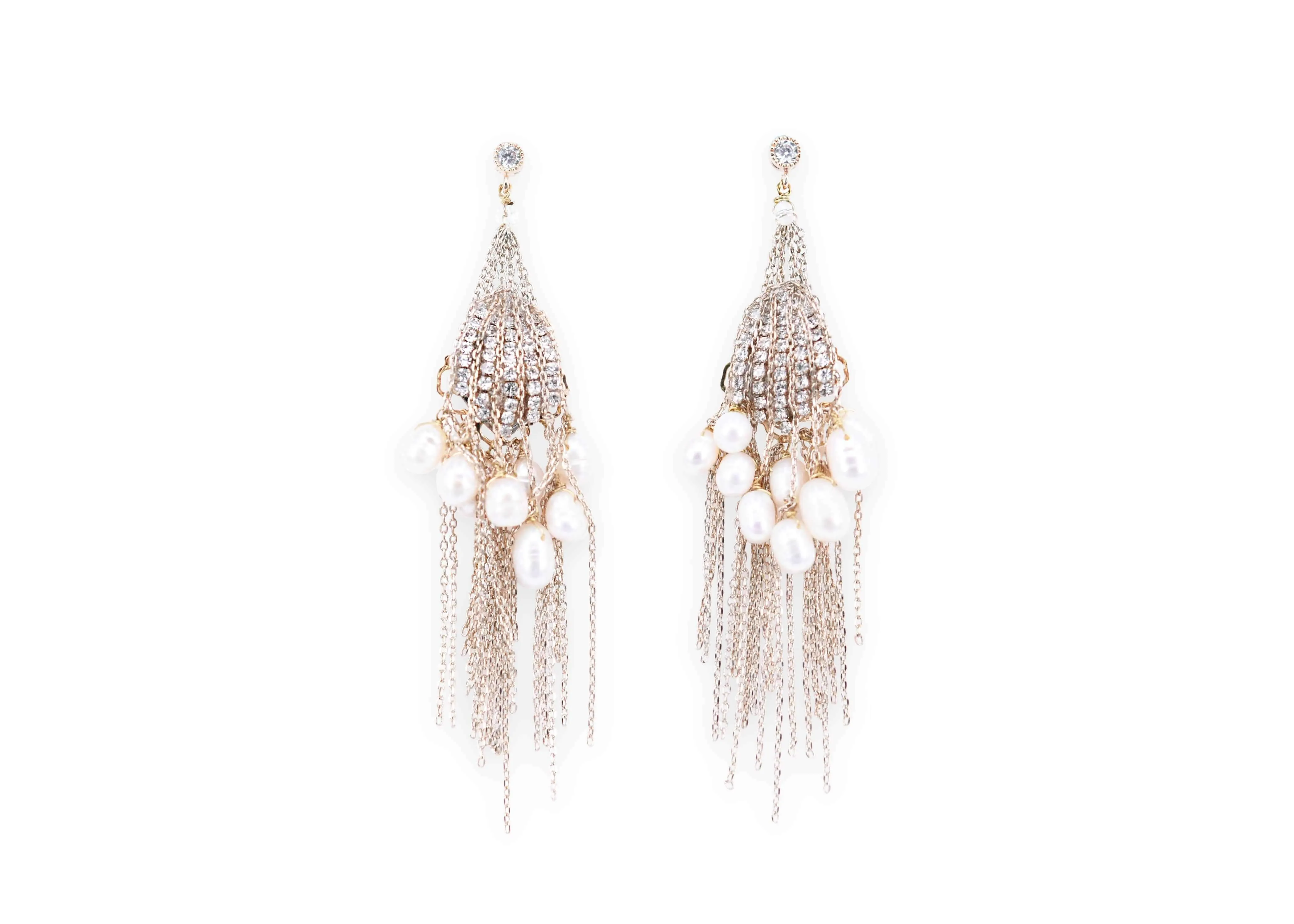 Fan-shape Pearl earring