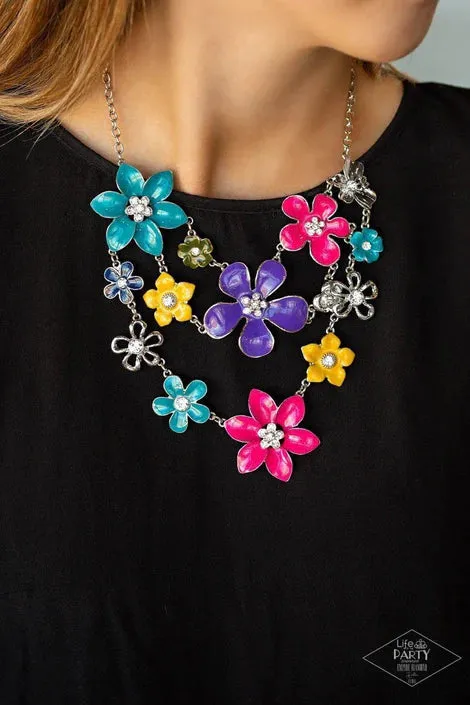 Flower Zi Necklace 2013