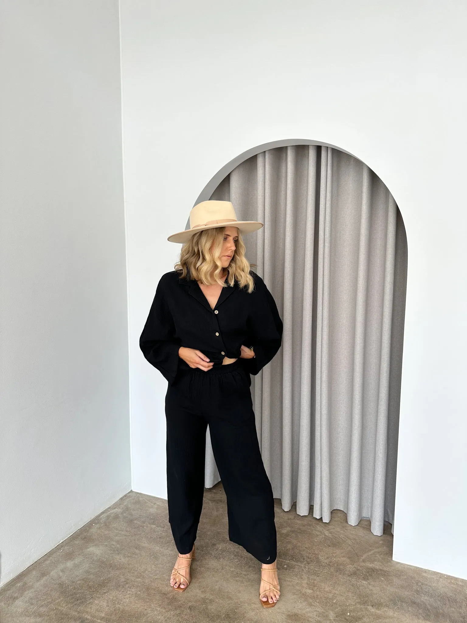 Greta Pants- Black