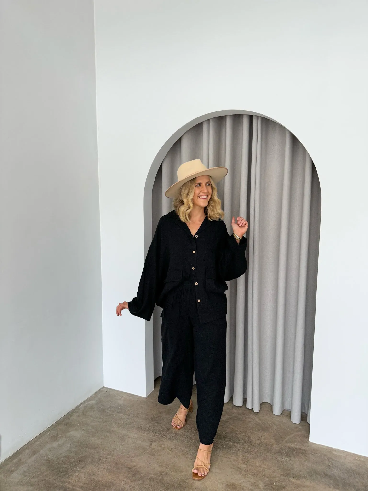 Greta Pants- Black