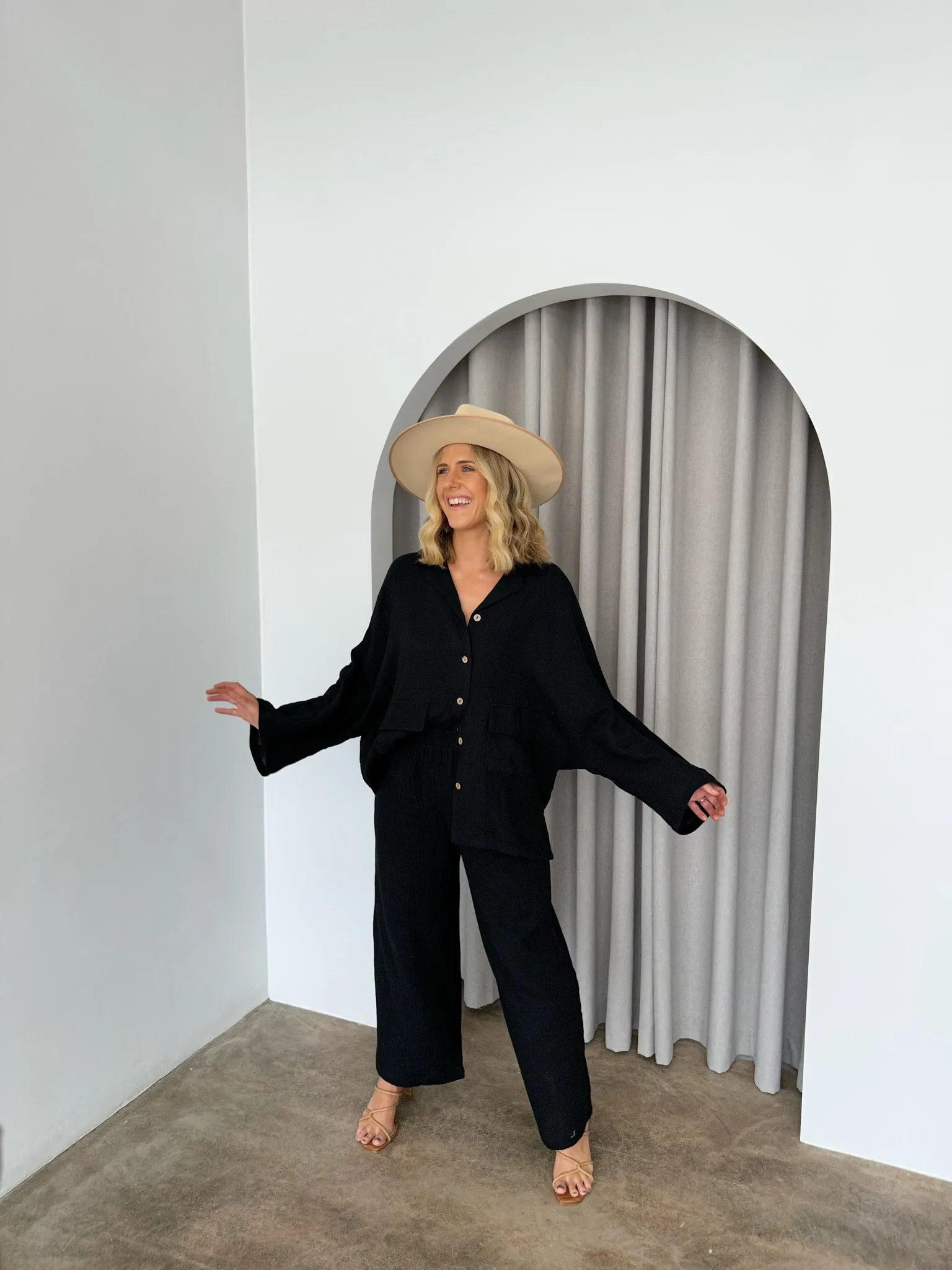Greta Pants- Black