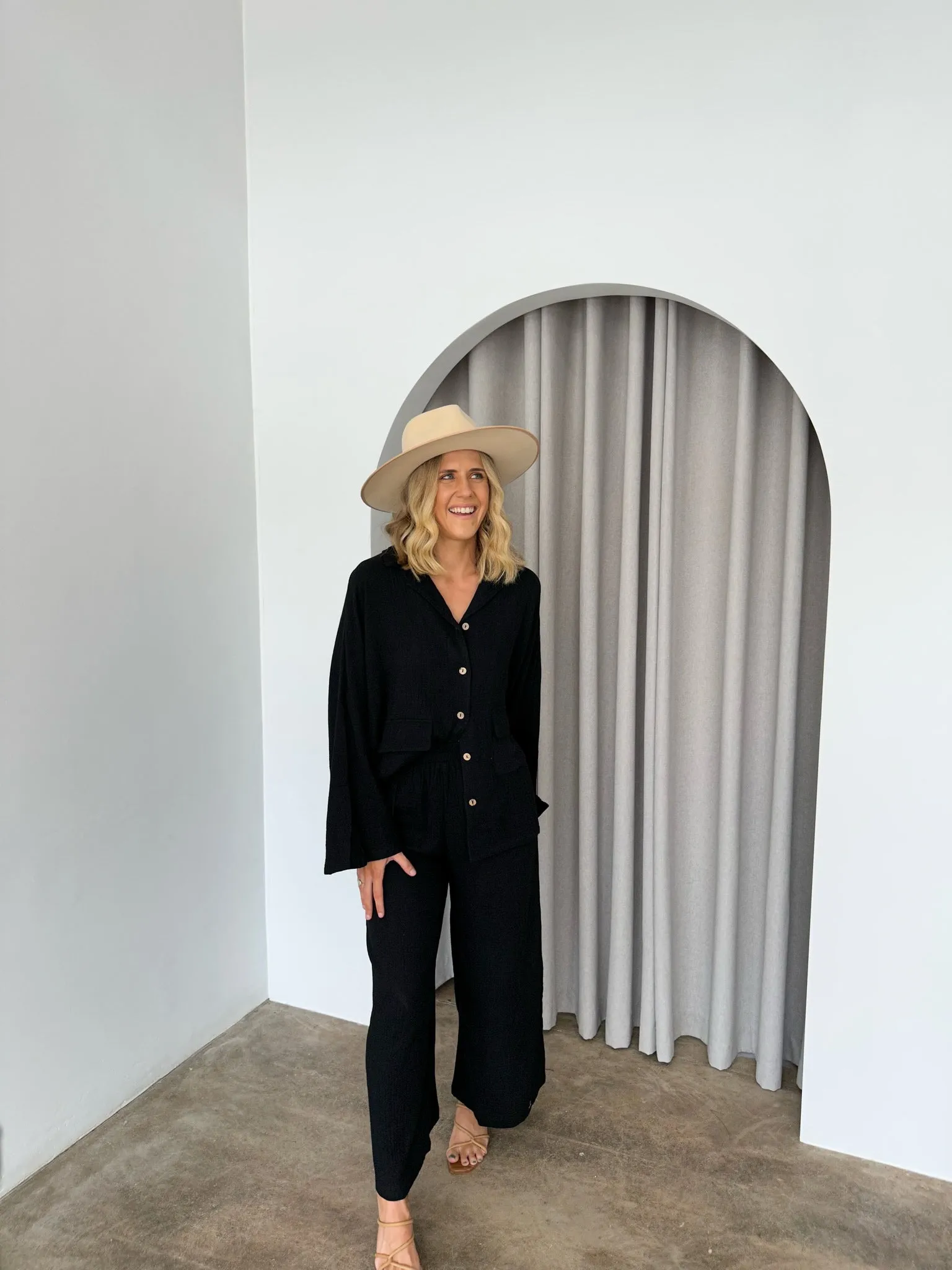 Greta Pants- Black