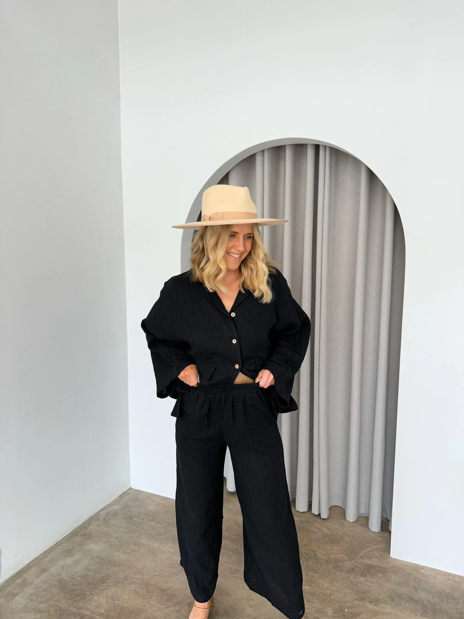 Greta Pants- Black