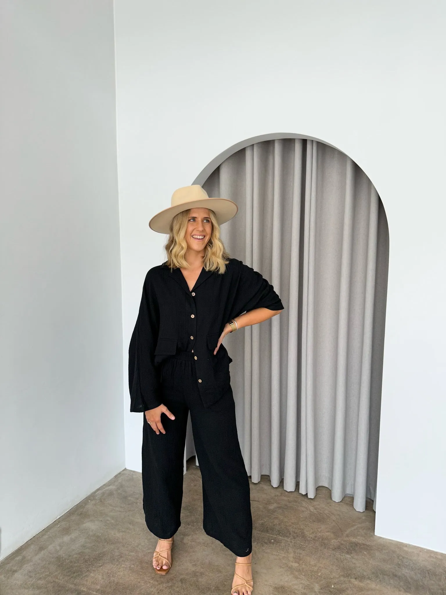 Greta Pants- Black