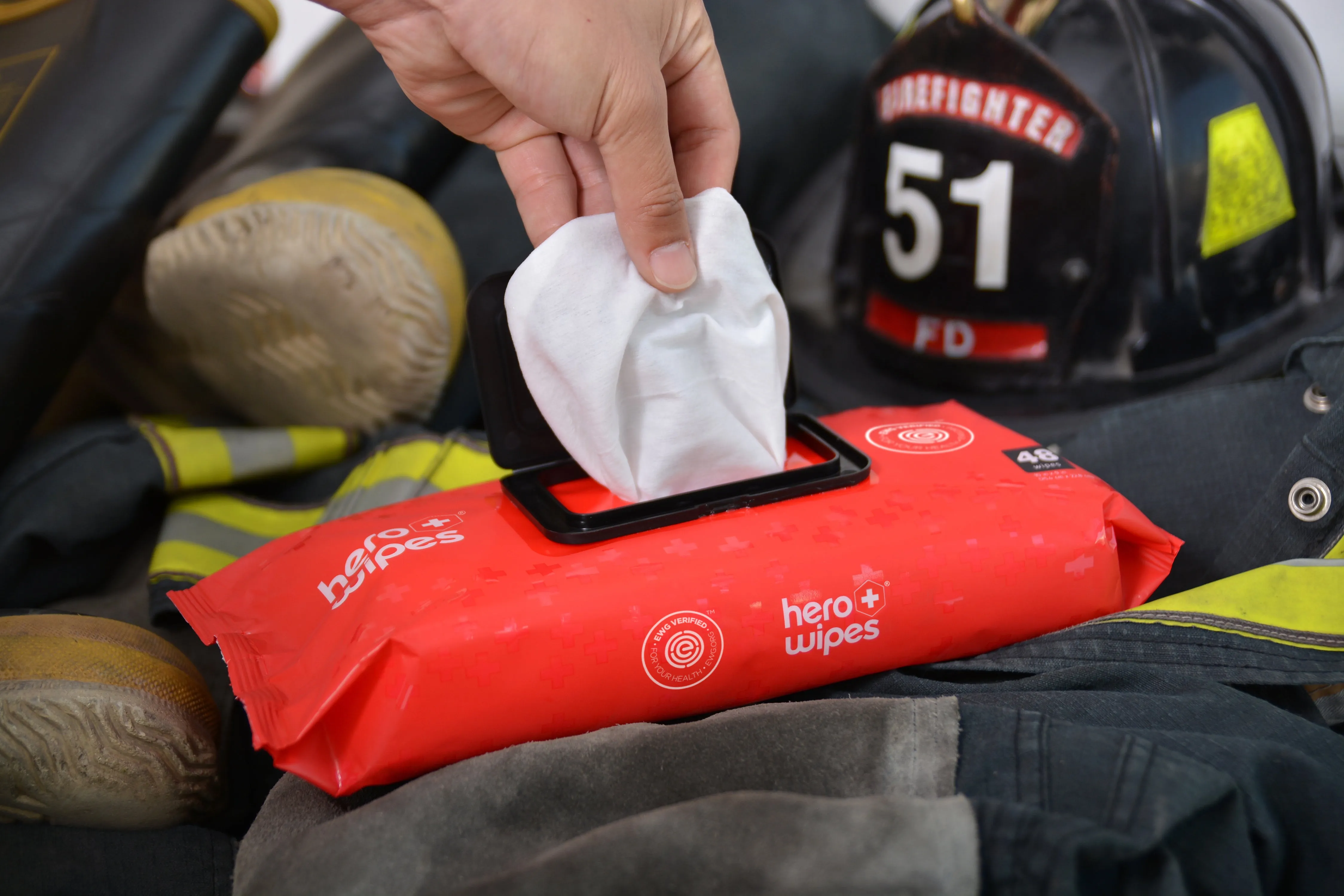 Hero Wipes XL Body Wipes Flow Pack 48 wipes pouch