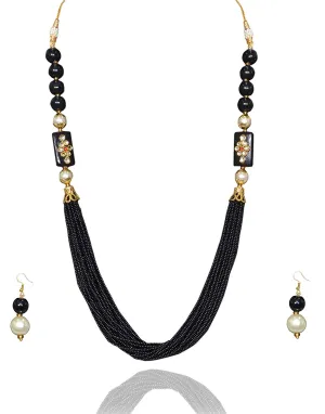 Latest Short Necklace Set Designs in Gold Finish Kundan Polki Pendent Pearls & Beads Necklace & Earrings