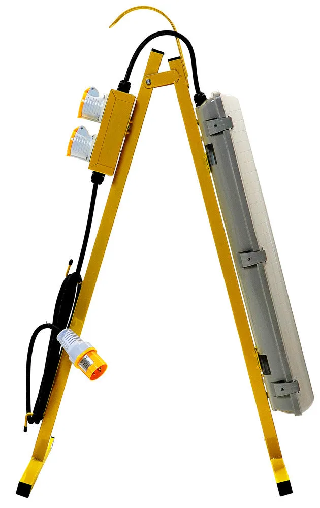 Luceco LSLPL261V Site 110V Plasterers 30W Plug Out