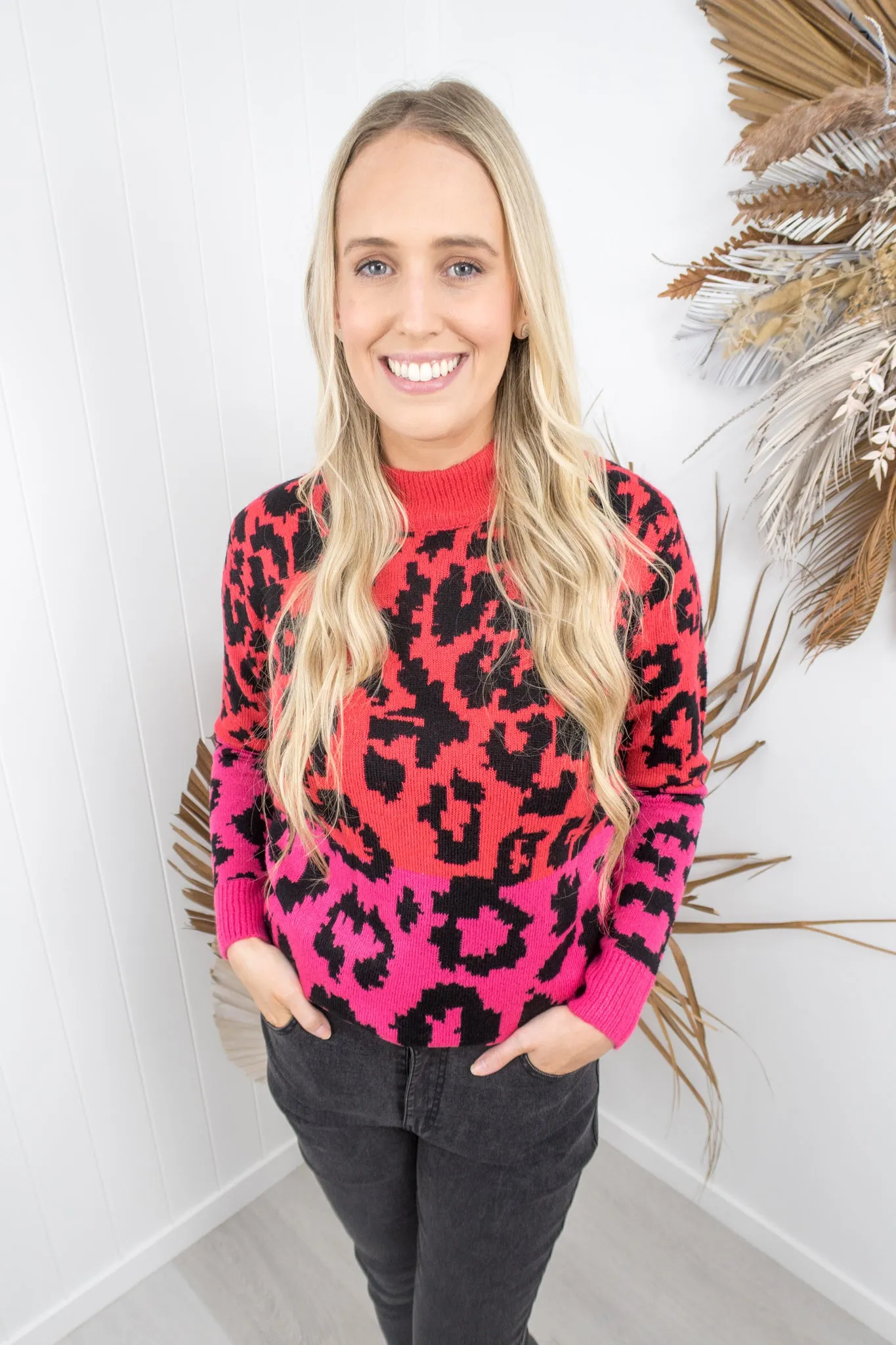 Mel Knit- Red/pink/black
