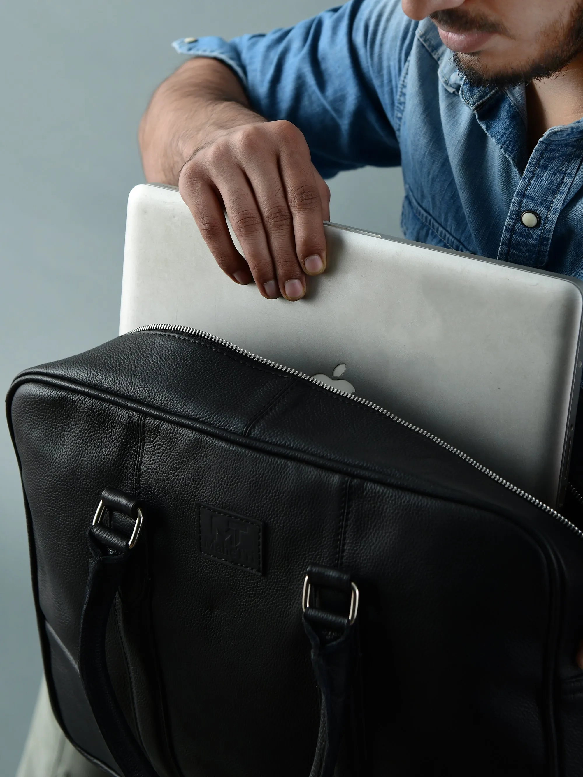 Privacy-focused Texas Black Expert assistance Leather Briefcase