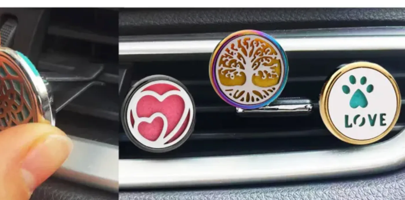 Silver Paw Print Vent Clip