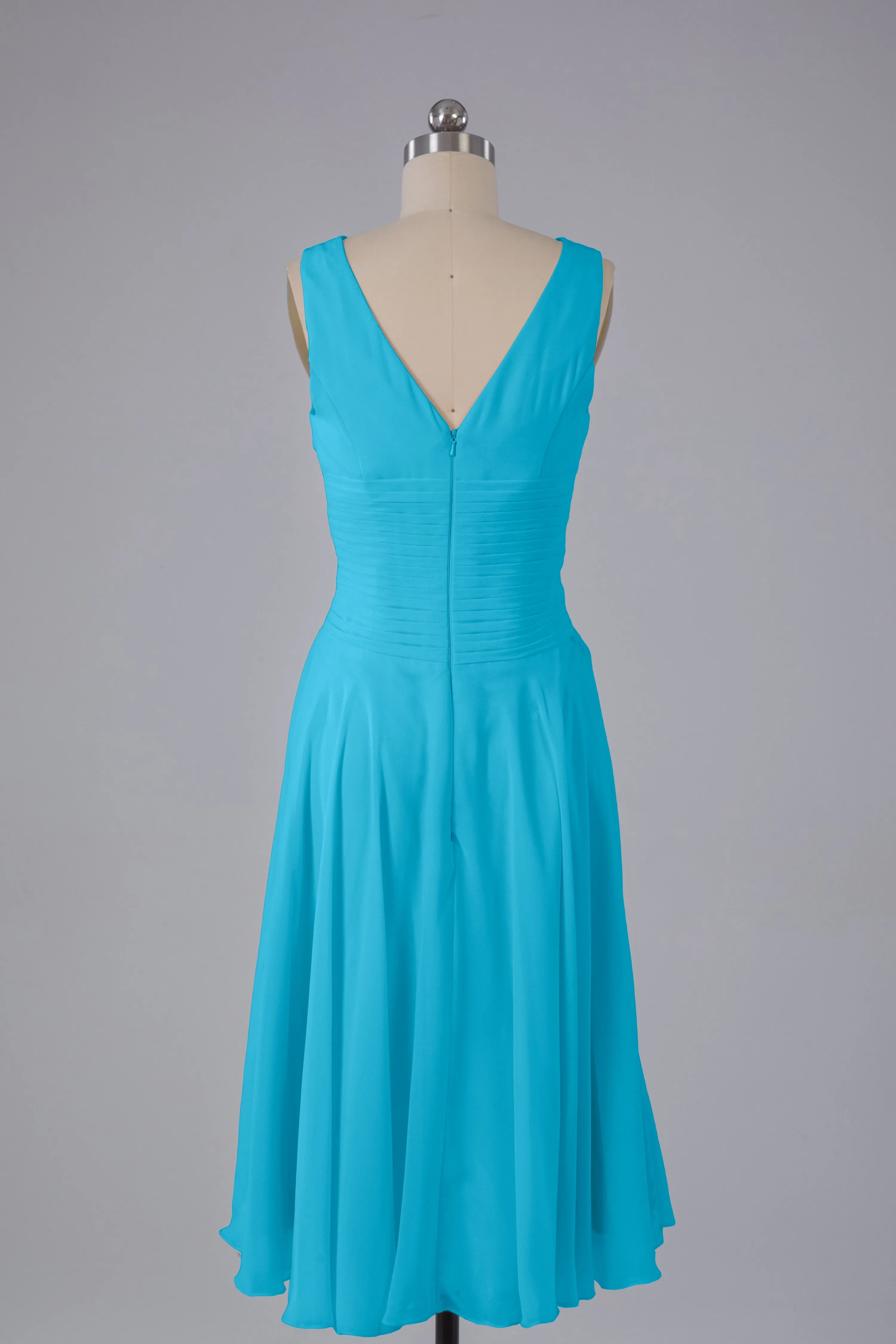 Simple V Neck Knee Length Bridesmaid Dresses with Pearls