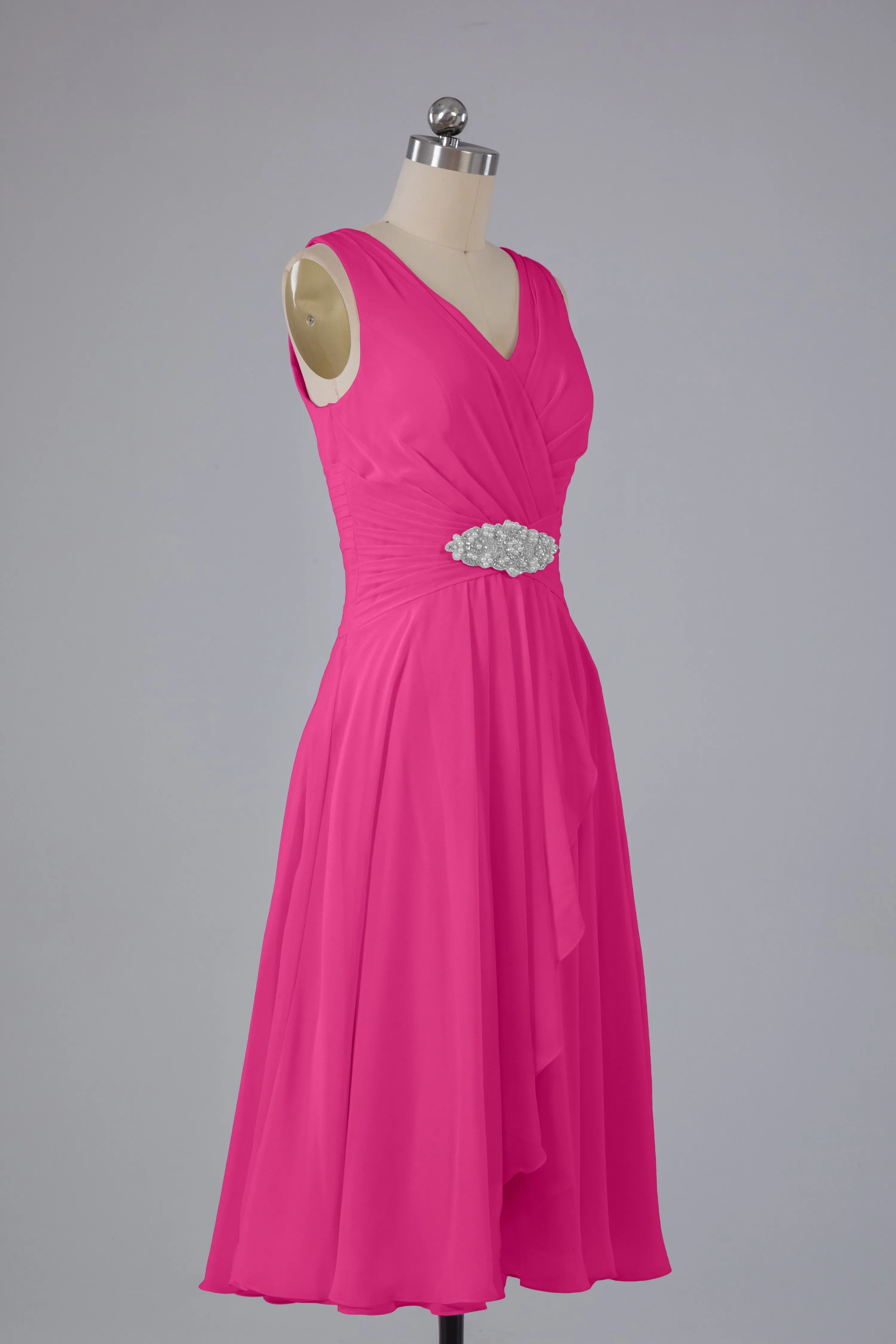 Simple V Neck Knee Length Bridesmaid Dresses with Pearls