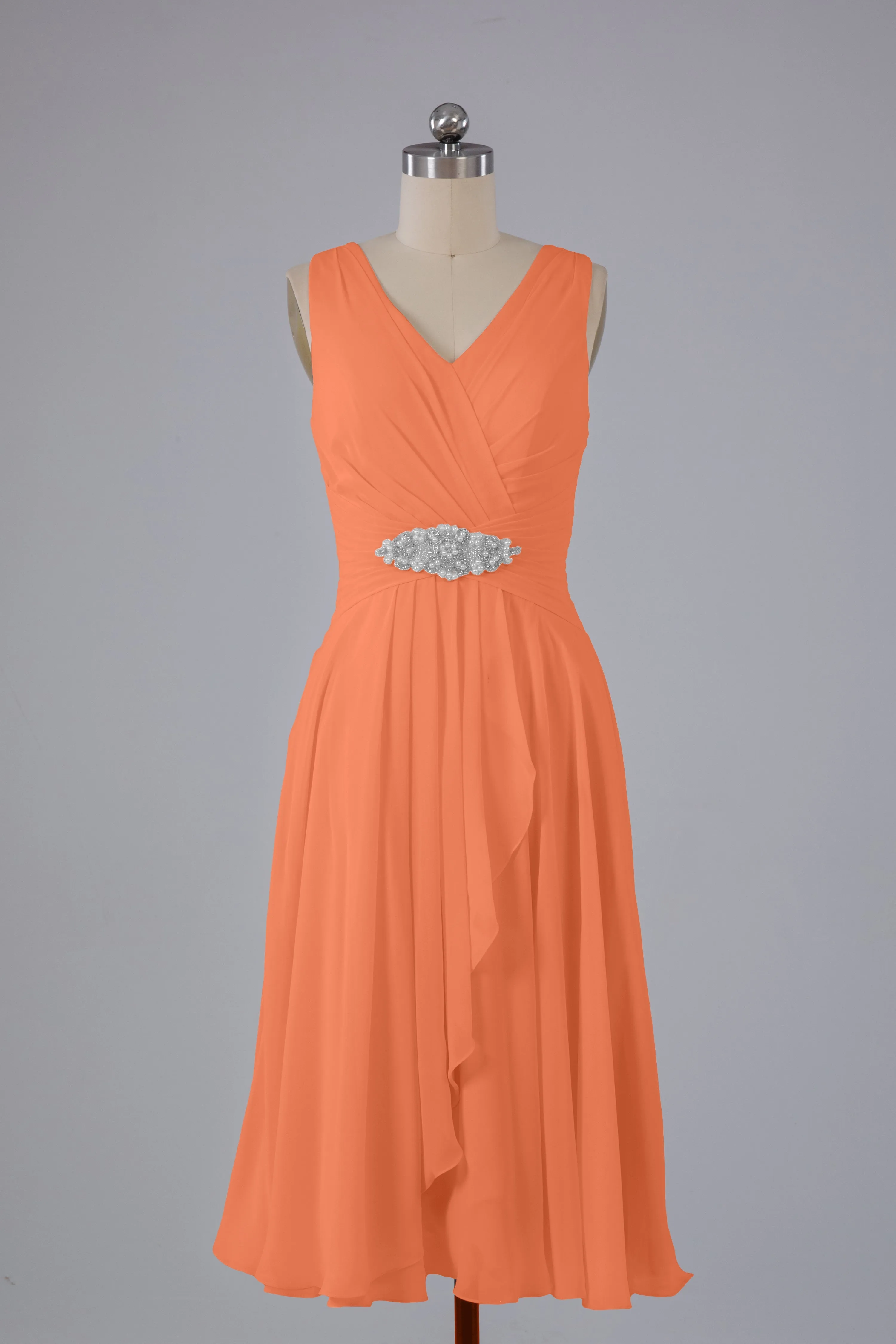 Simple V Neck Knee Length Bridesmaid Dresses with Pearls