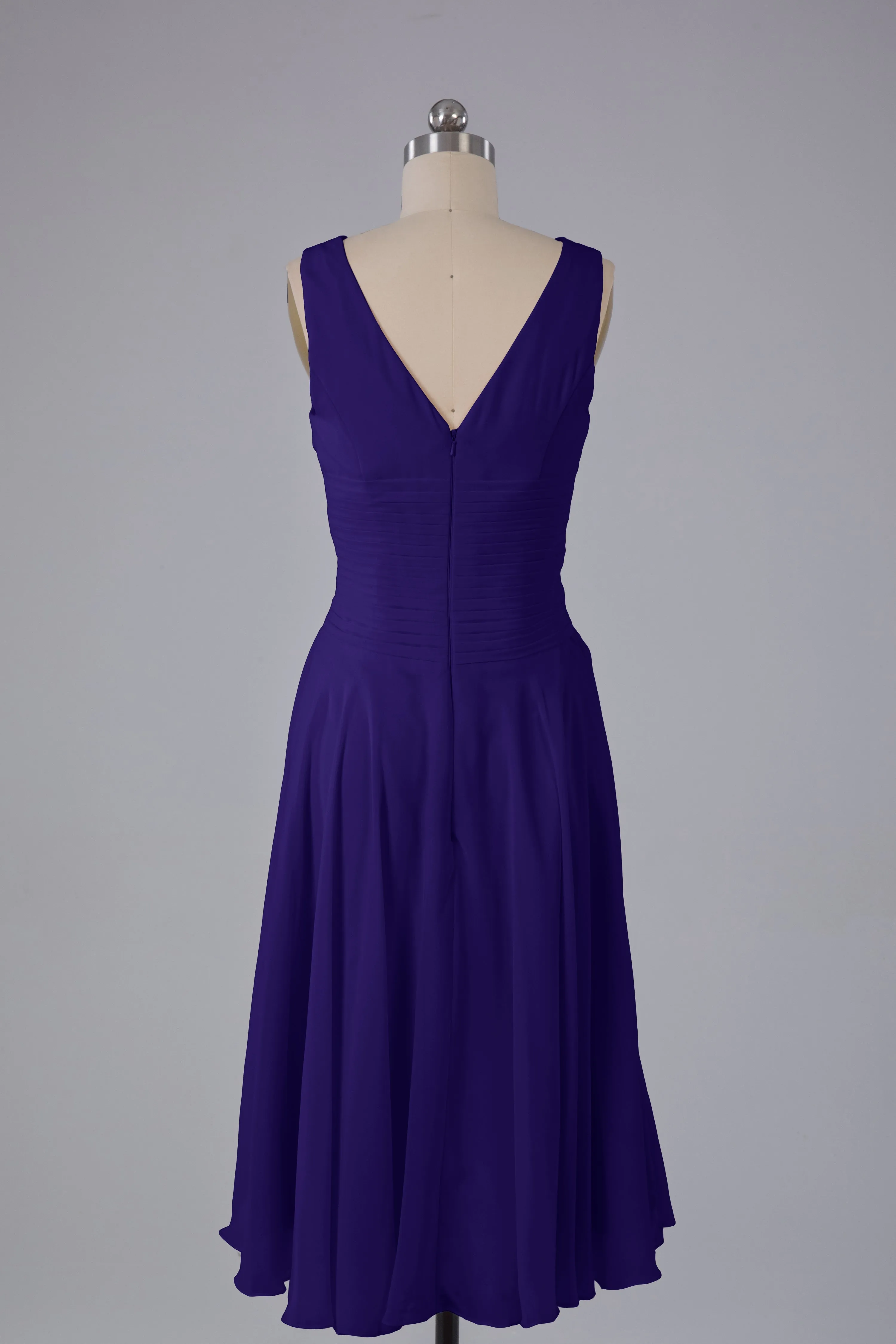 Simple V Neck Knee Length Bridesmaid Dresses with Pearls