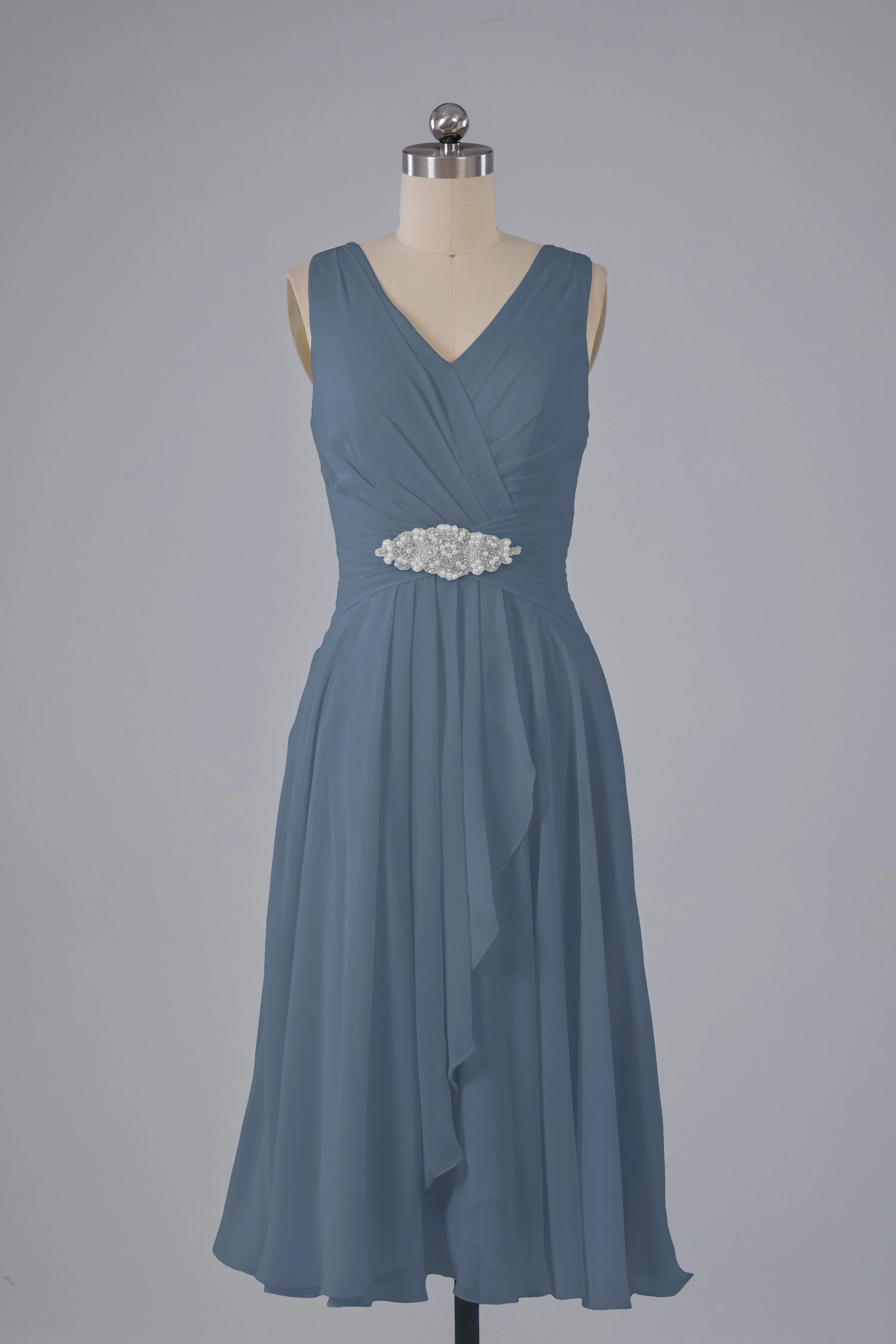 Simple V Neck Knee Length Bridesmaid Dresses with Pearls