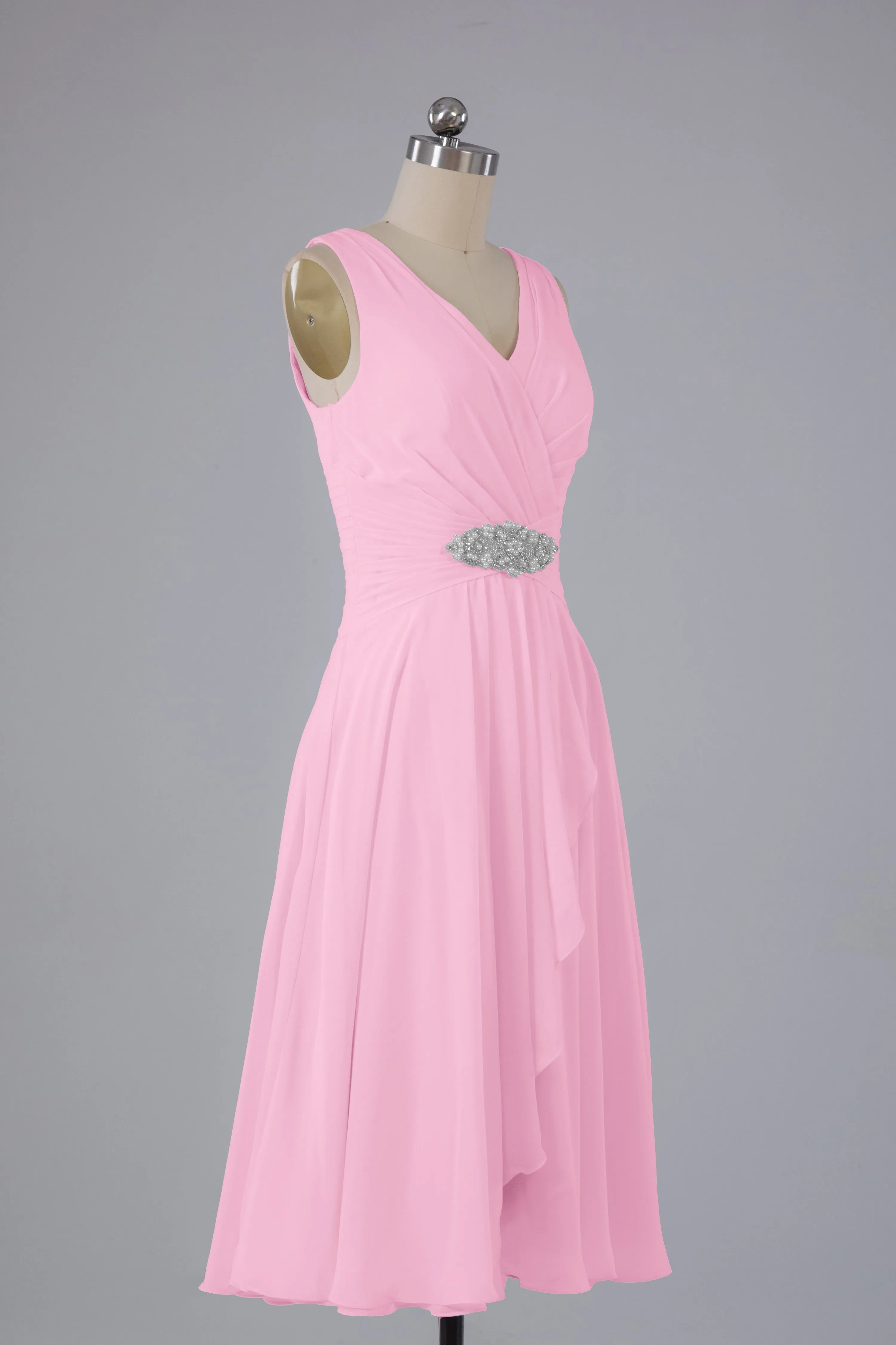 Simple V Neck Knee Length Bridesmaid Dresses with Pearls