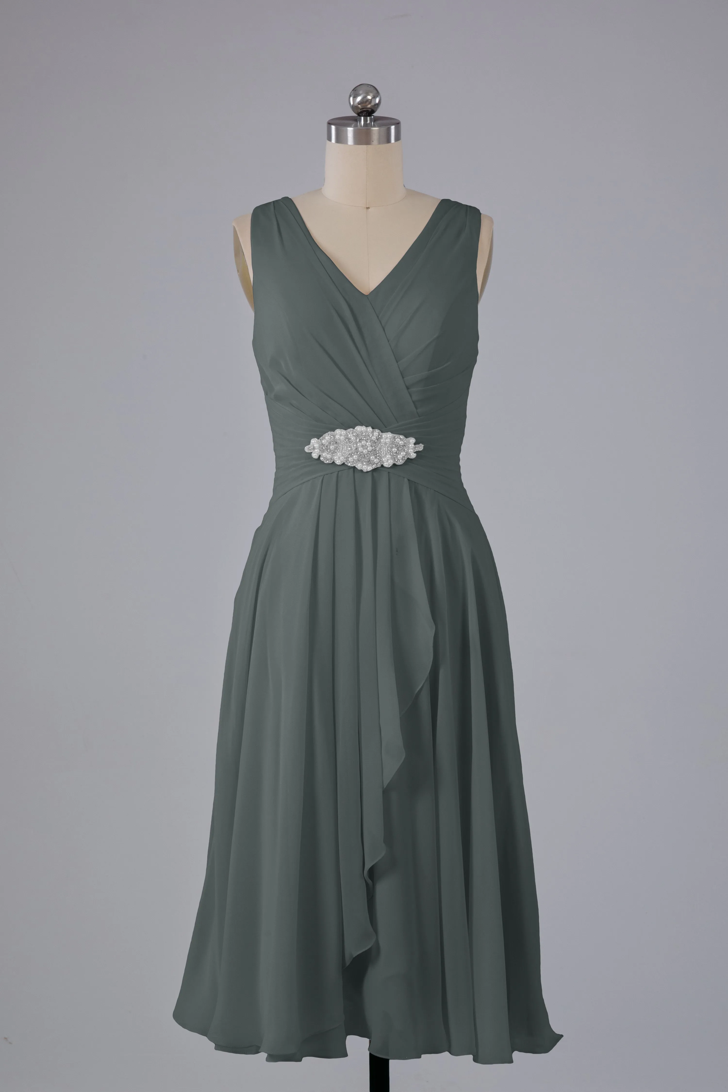 Simple V Neck Knee Length Bridesmaid Dresses with Pearls