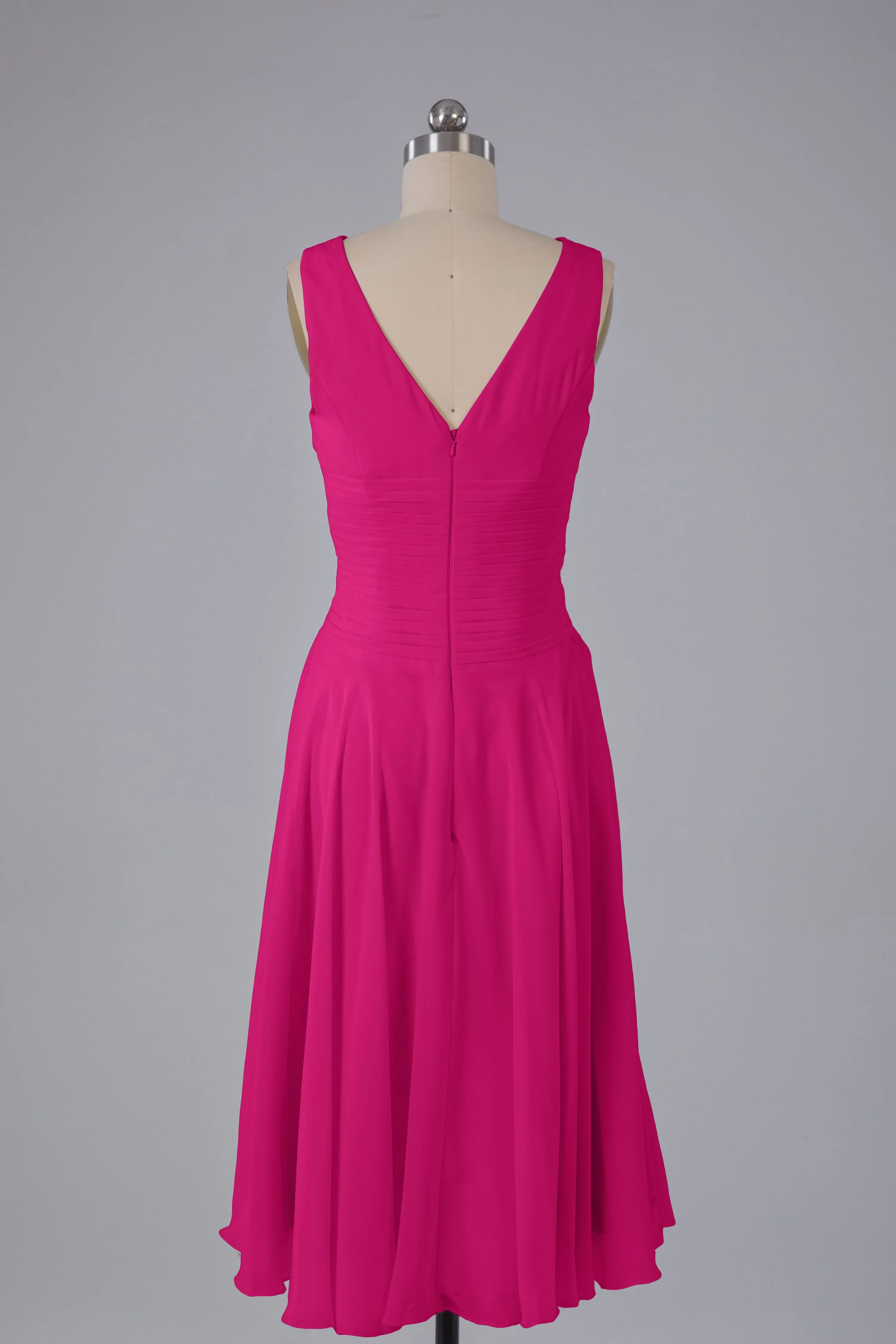 Simple V Neck Knee Length Bridesmaid Dresses with Pearls