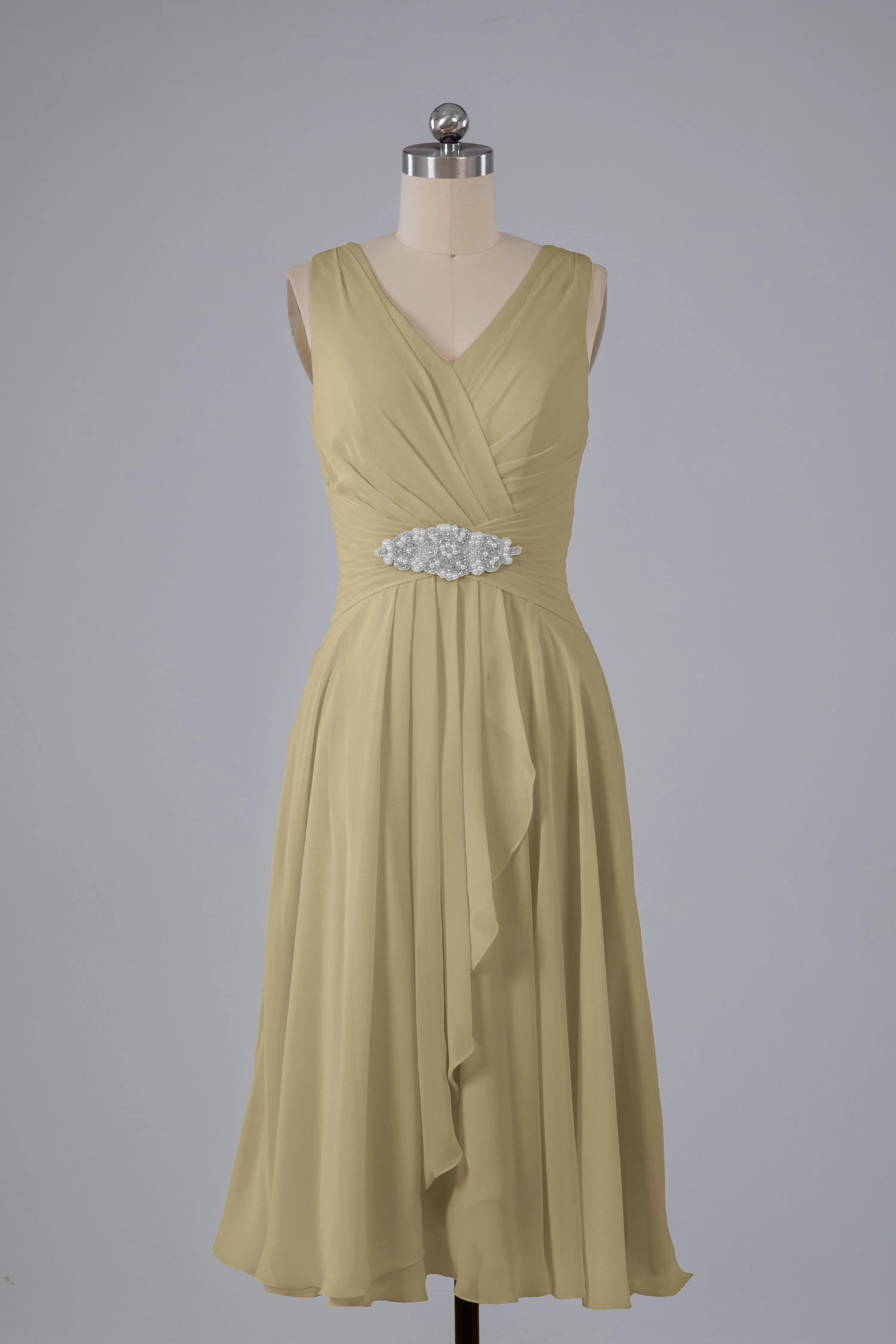 Simple V Neck Knee Length Bridesmaid Dresses with Pearls