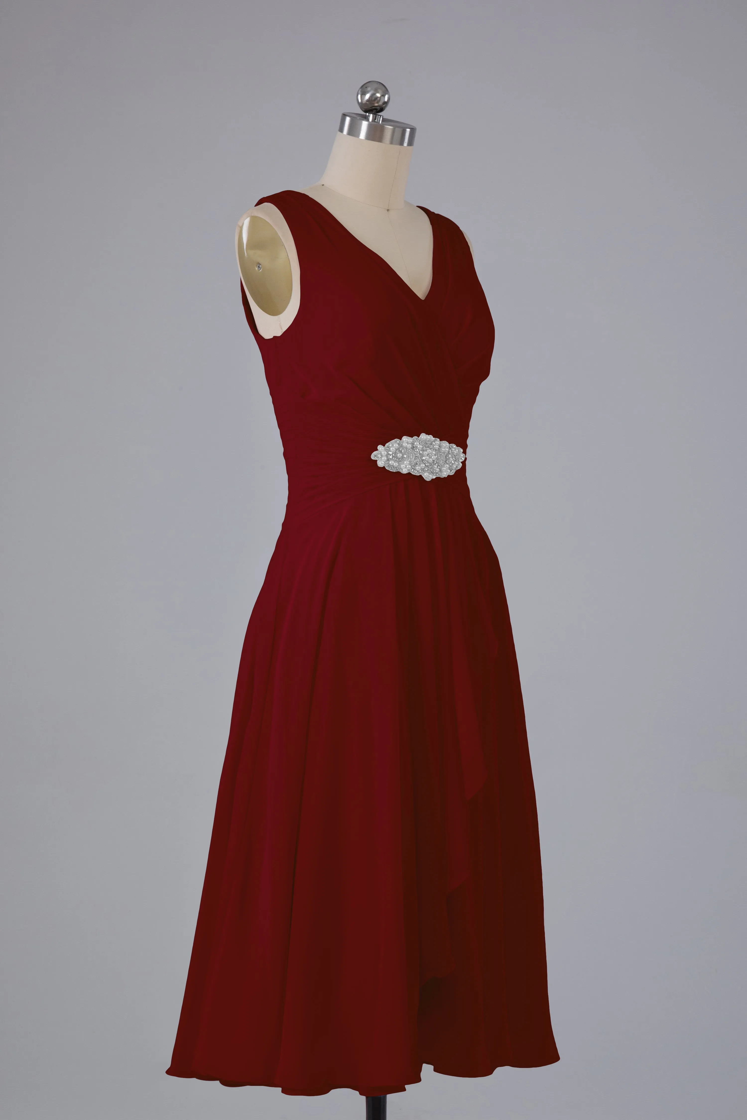 Simple V Neck Knee Length Bridesmaid Dresses with Pearls