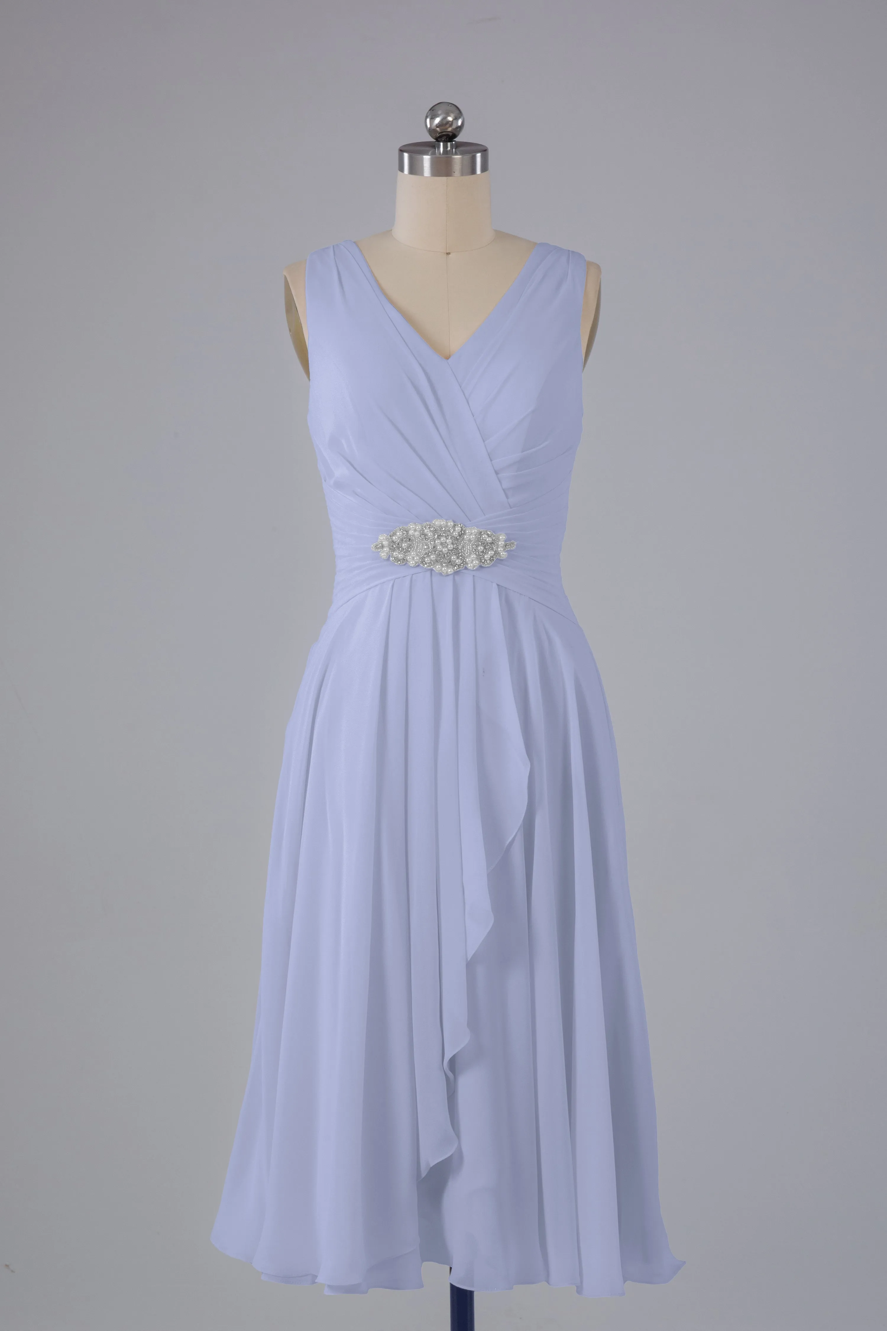 Simple V Neck Knee Length Bridesmaid Dresses with Pearls