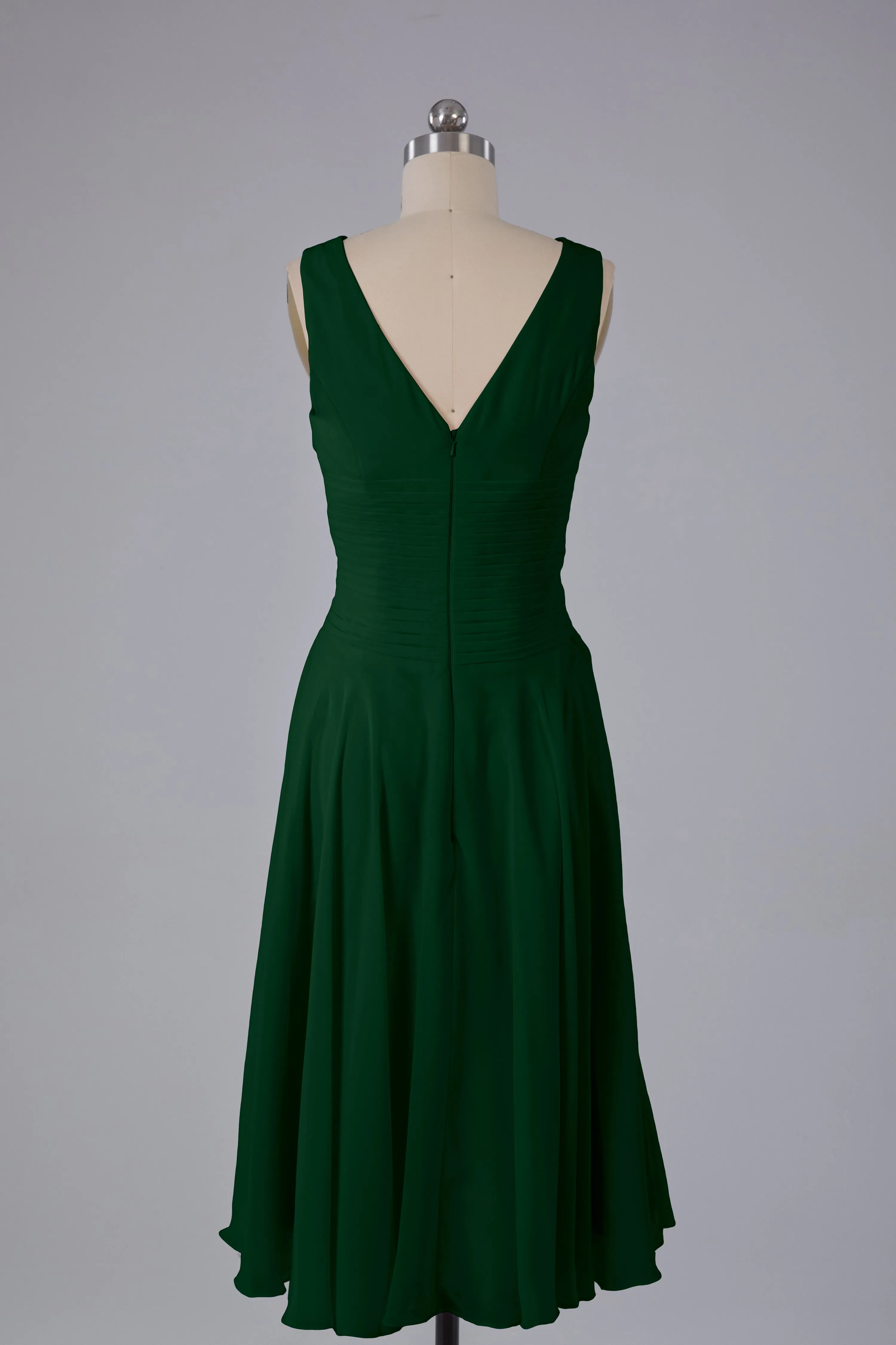 Simple V Neck Knee Length Bridesmaid Dresses with Pearls