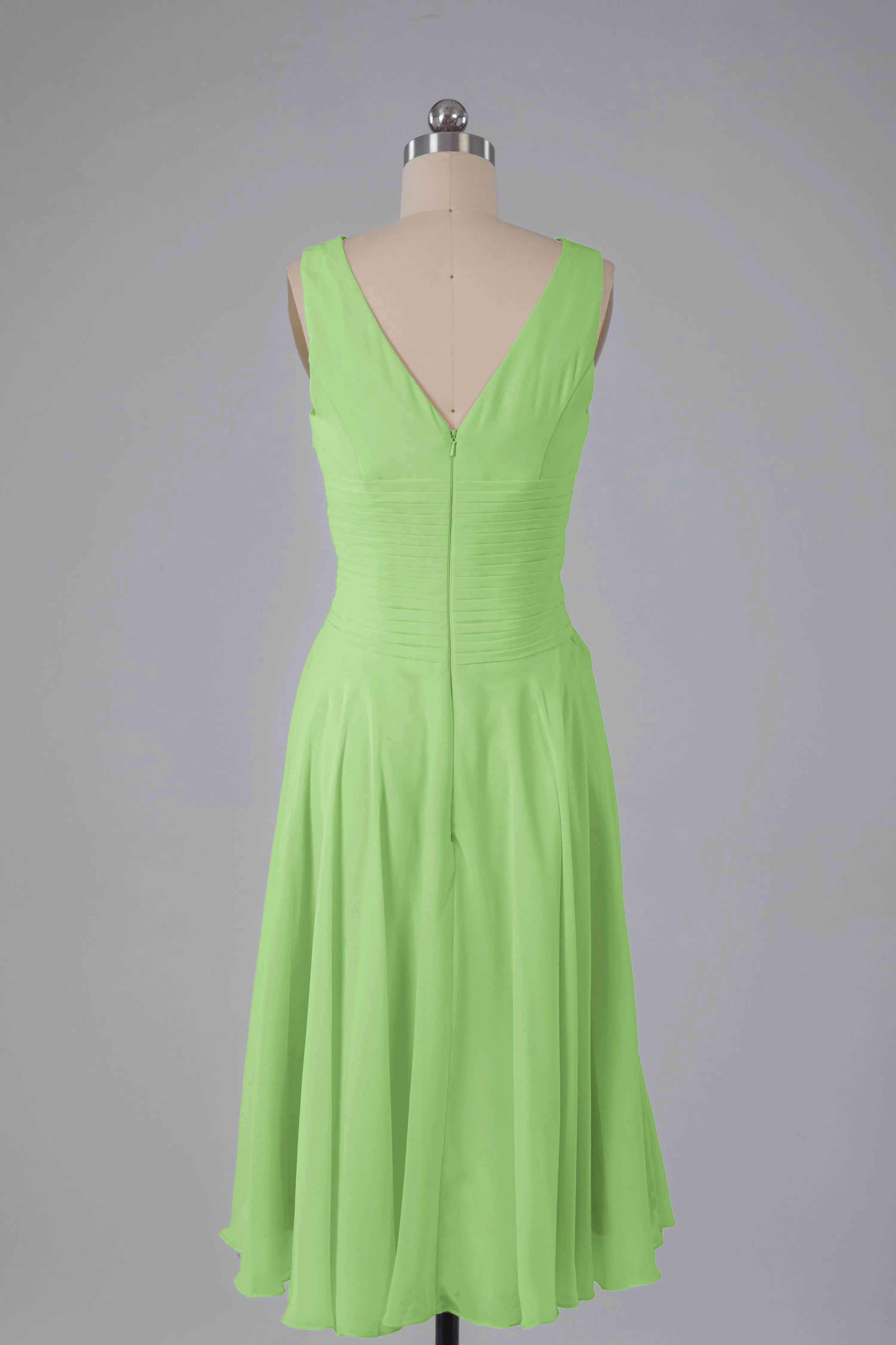 Simple V Neck Knee Length Bridesmaid Dresses with Pearls