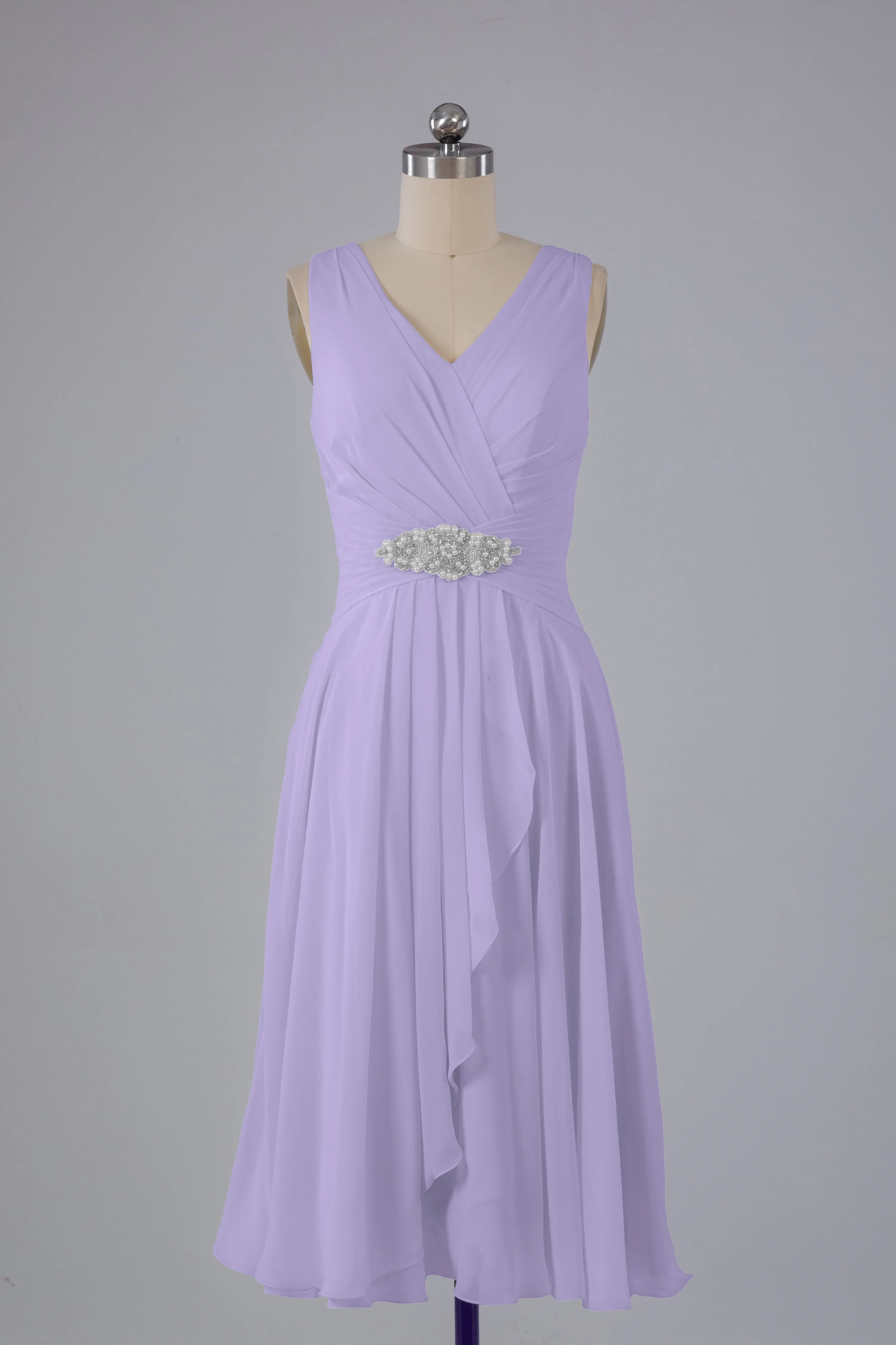 Simple V Neck Knee Length Bridesmaid Dresses with Pearls