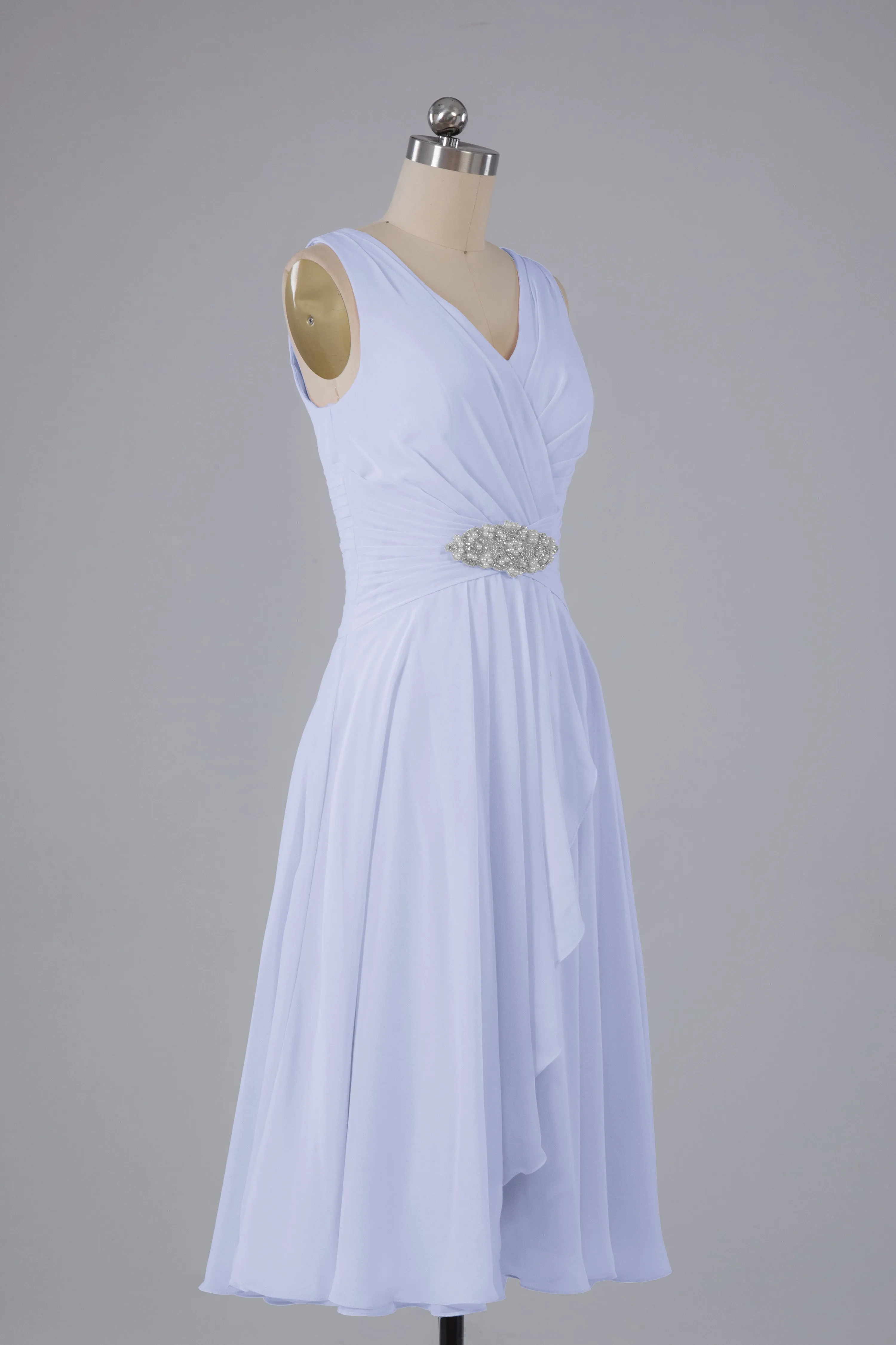 Simple V Neck Knee Length Bridesmaid Dresses with Pearls