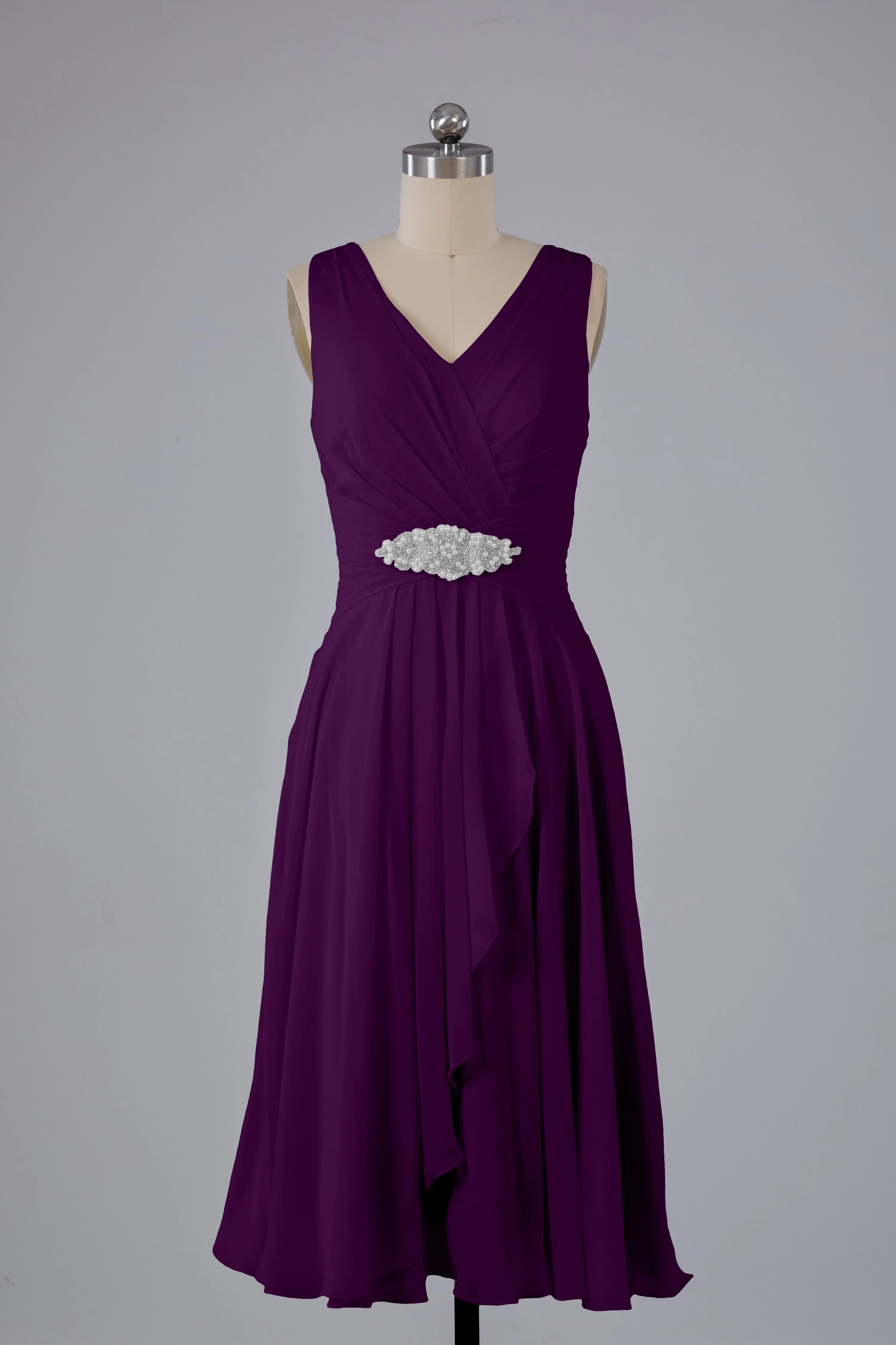 Simple V Neck Knee Length Bridesmaid Dresses with Pearls