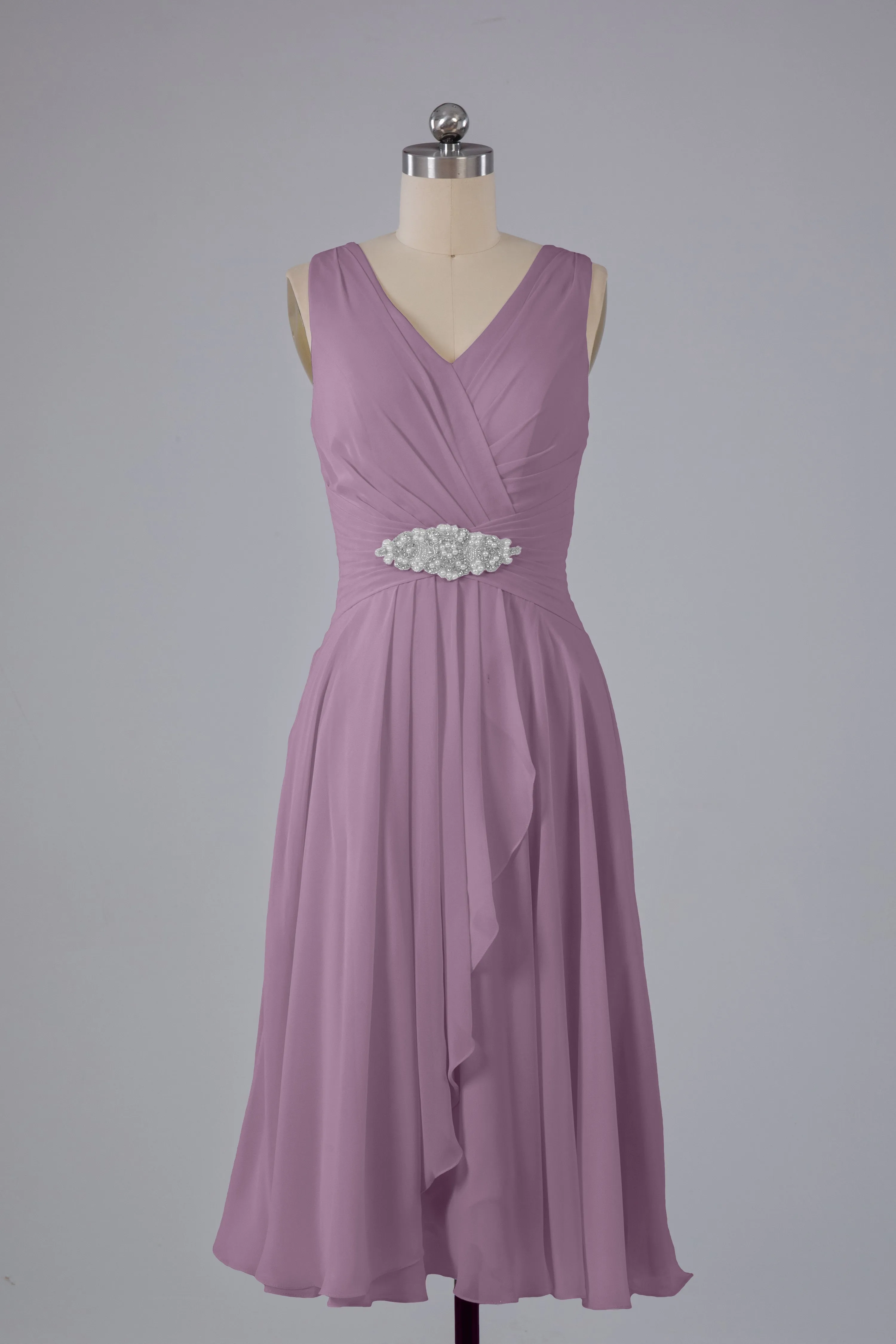 Simple V Neck Knee Length Bridesmaid Dresses with Pearls