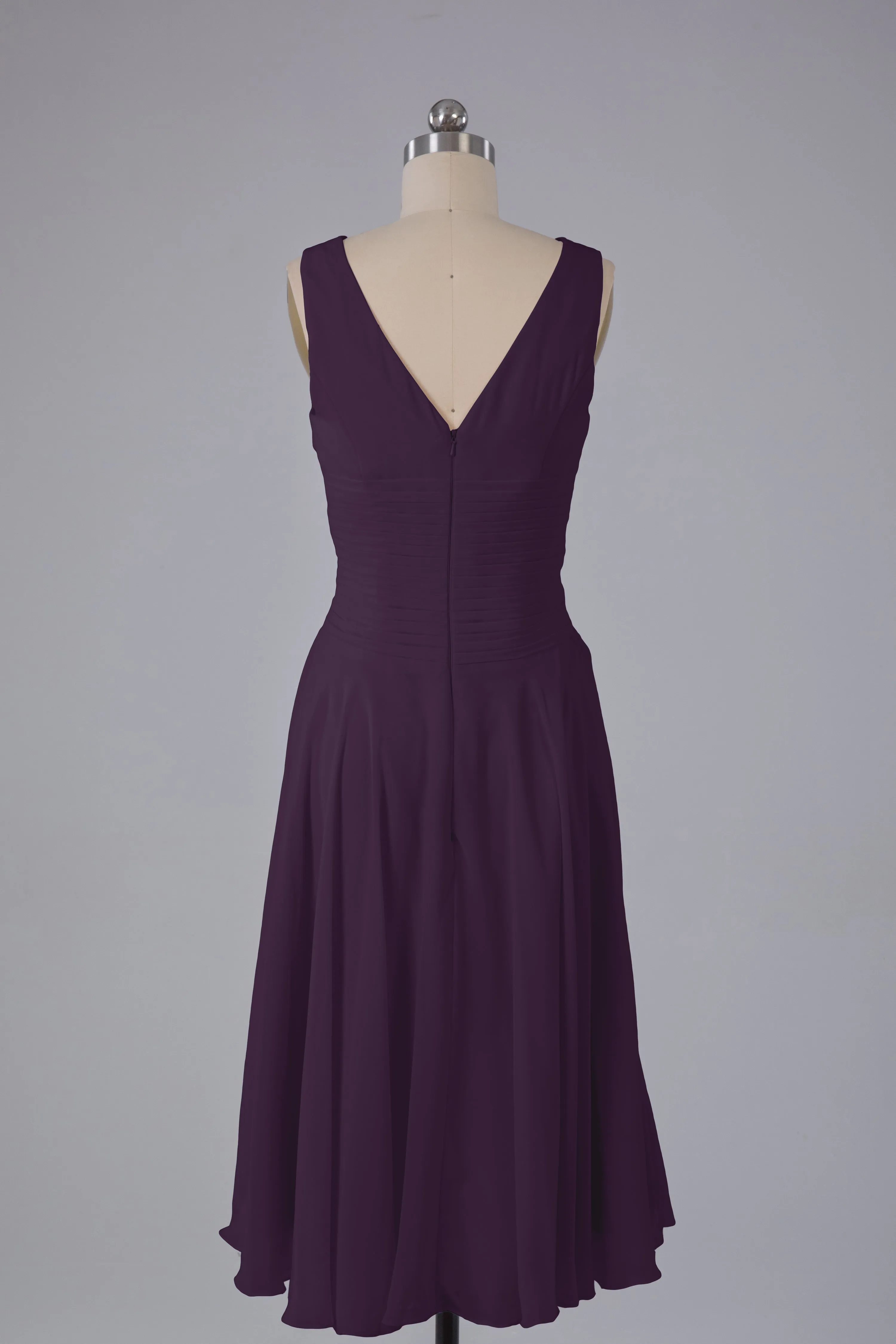 Simple V Neck Knee Length Bridesmaid Dresses with Pearls