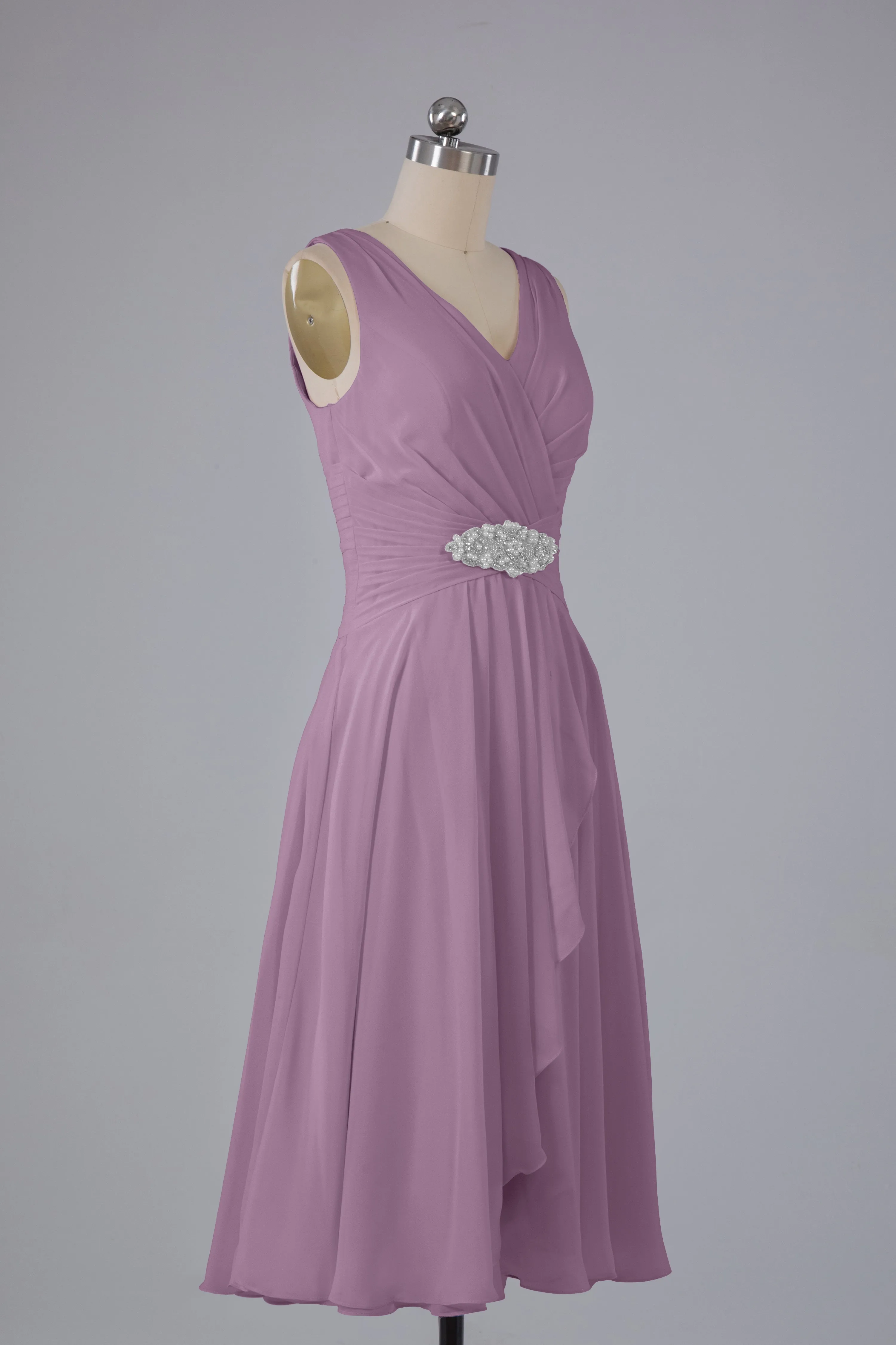 Simple V Neck Knee Length Bridesmaid Dresses with Pearls